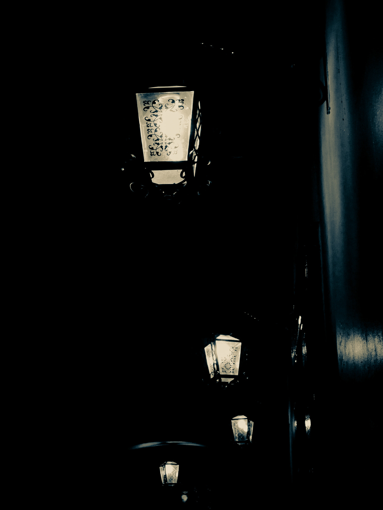 Samsung WB200F/WB201F/WB202F sample photo. Licht photography