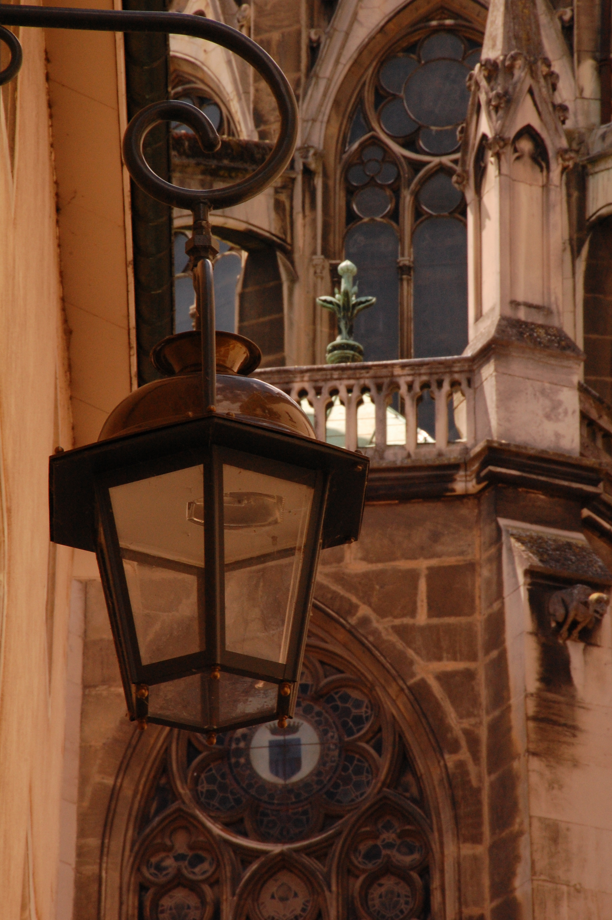 Nikon D40 + Sigma 18-200mm F3.5-6.3 DC sample photo. Cathedral photography