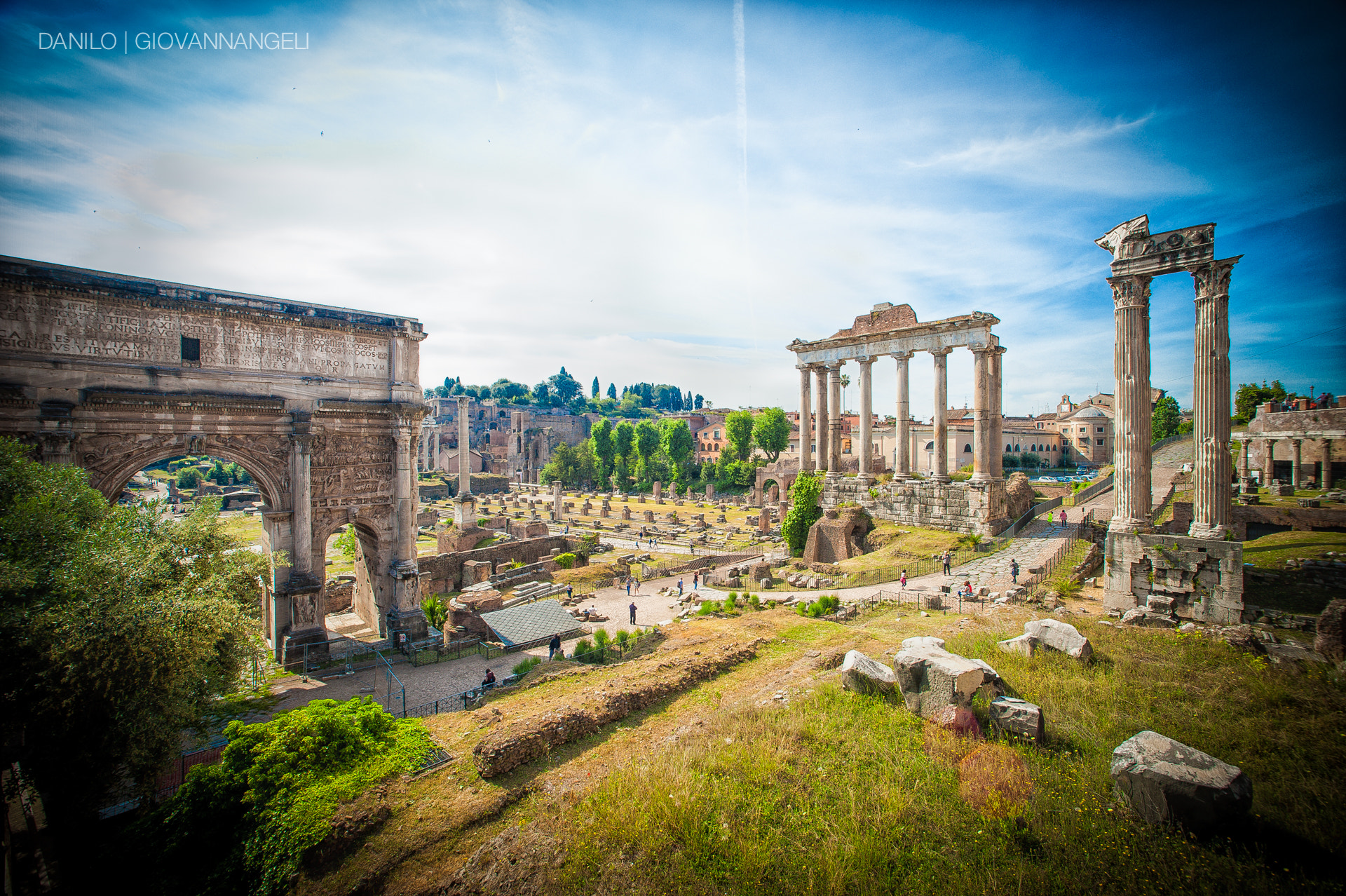 Nikon D700 + Sigma 14mm F2.8 EX Aspherical HSM sample photo. Rome photography