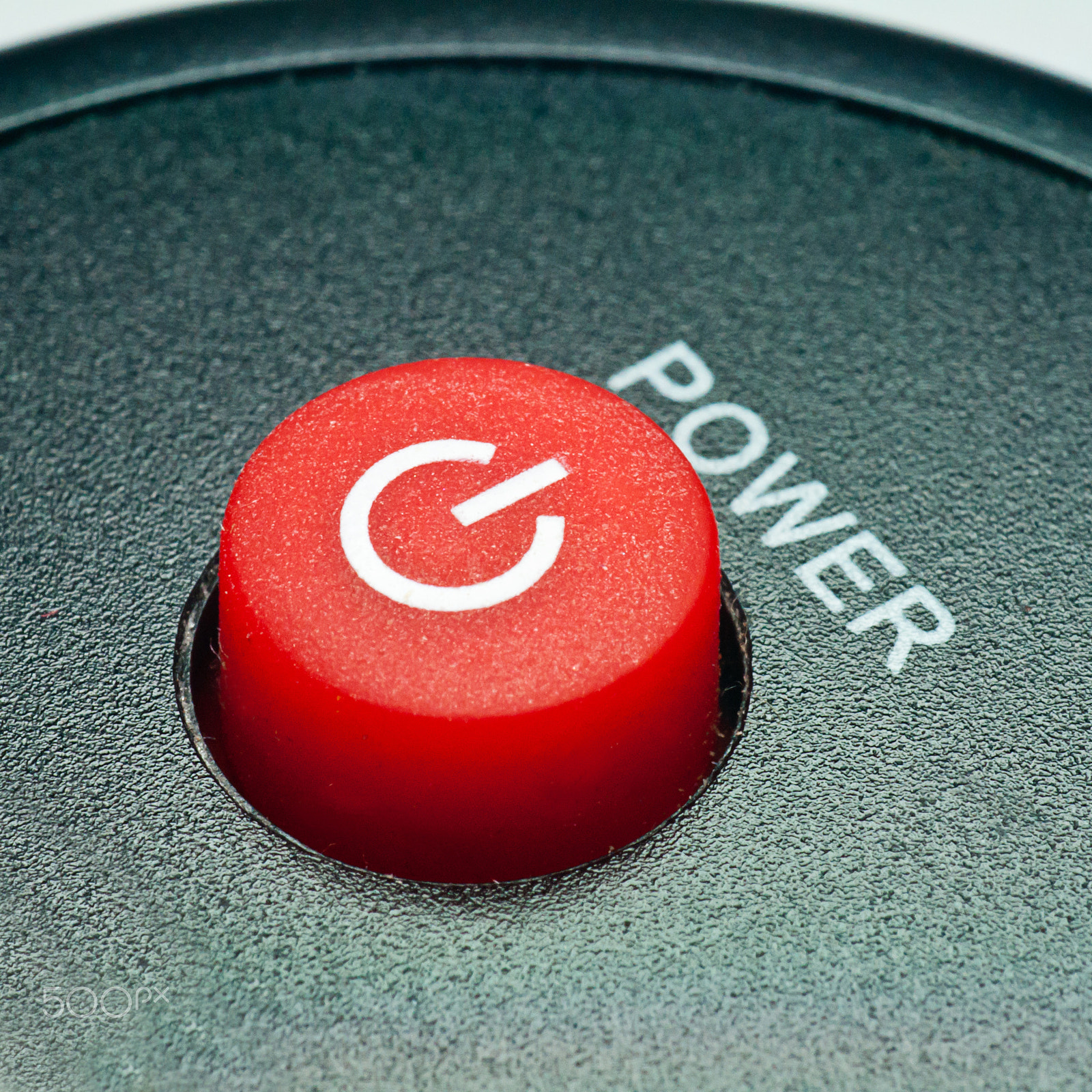 Sony Alpha DSLR-A700 + Tokina EMZ M100 AF 100mm F3.5 sample photo. Remote control power button photography