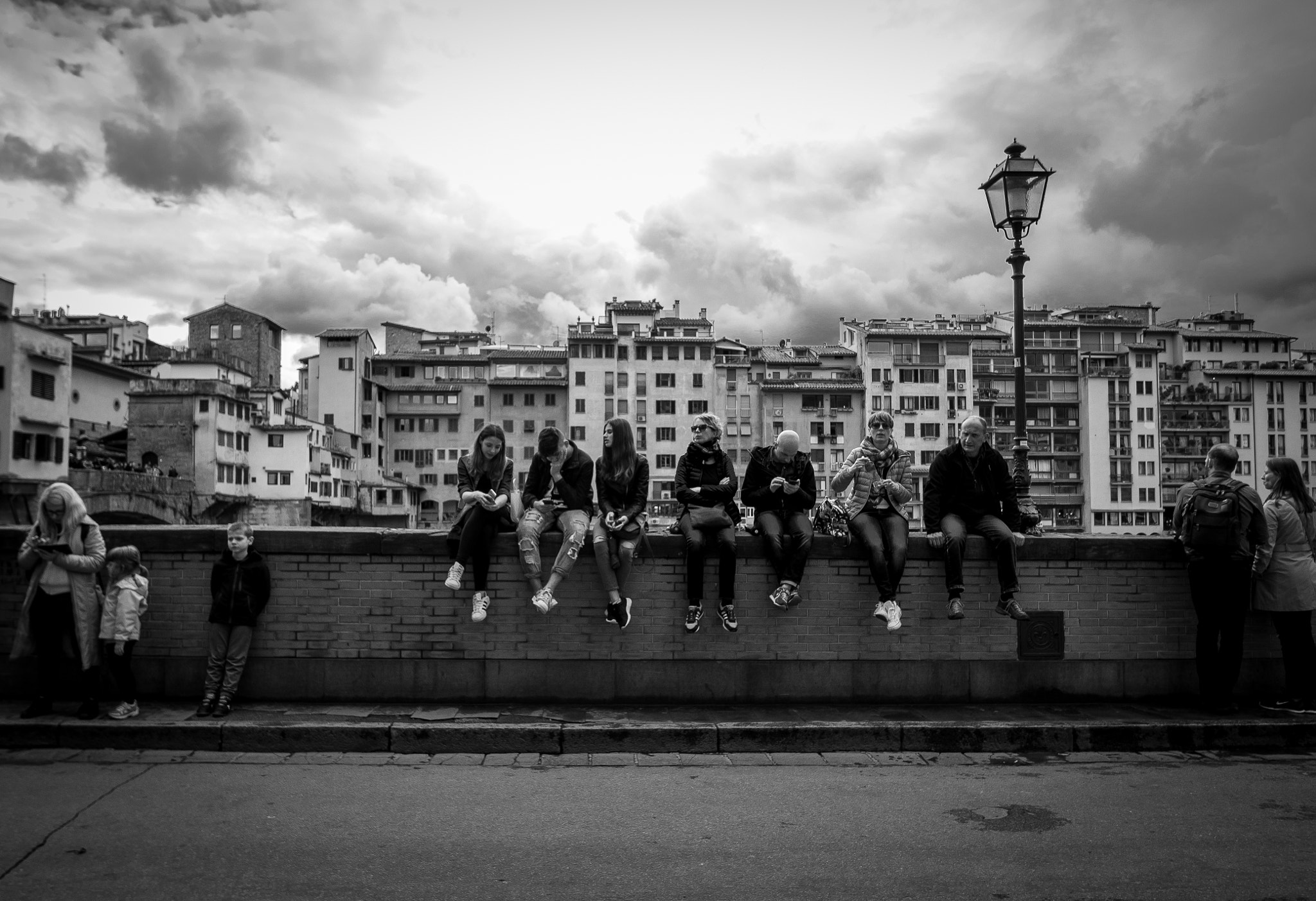 Pentax K-r sample photo. Hanging out in florence photography