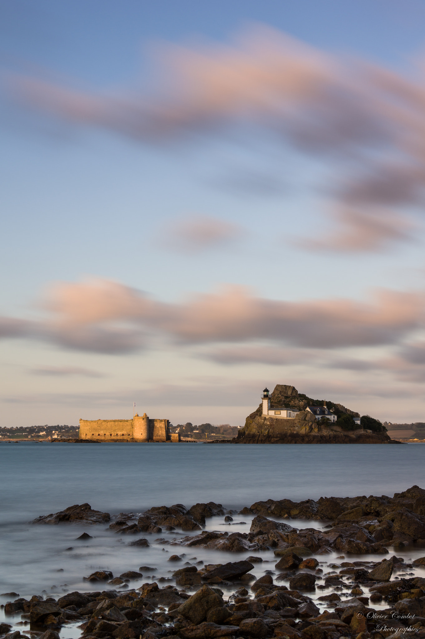 Pentax smc DA* 16-50mm F2.8 ED AL (IF) SDM sample photo. L'ile louet et le chateau du taureau photography