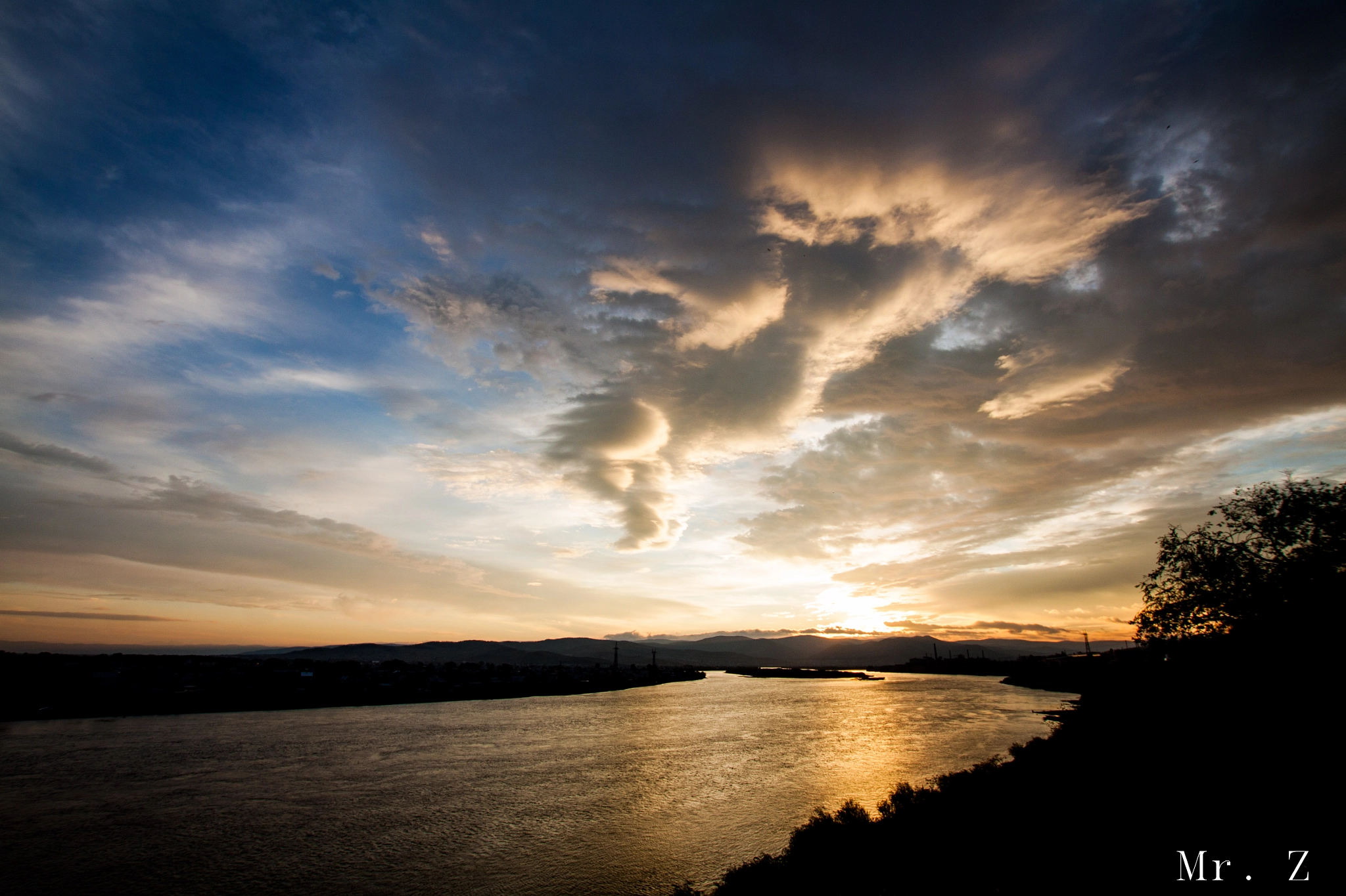 Sigma 10-20mm F3.5 EX DC HSM sample photo. закат на реке Селенга photography