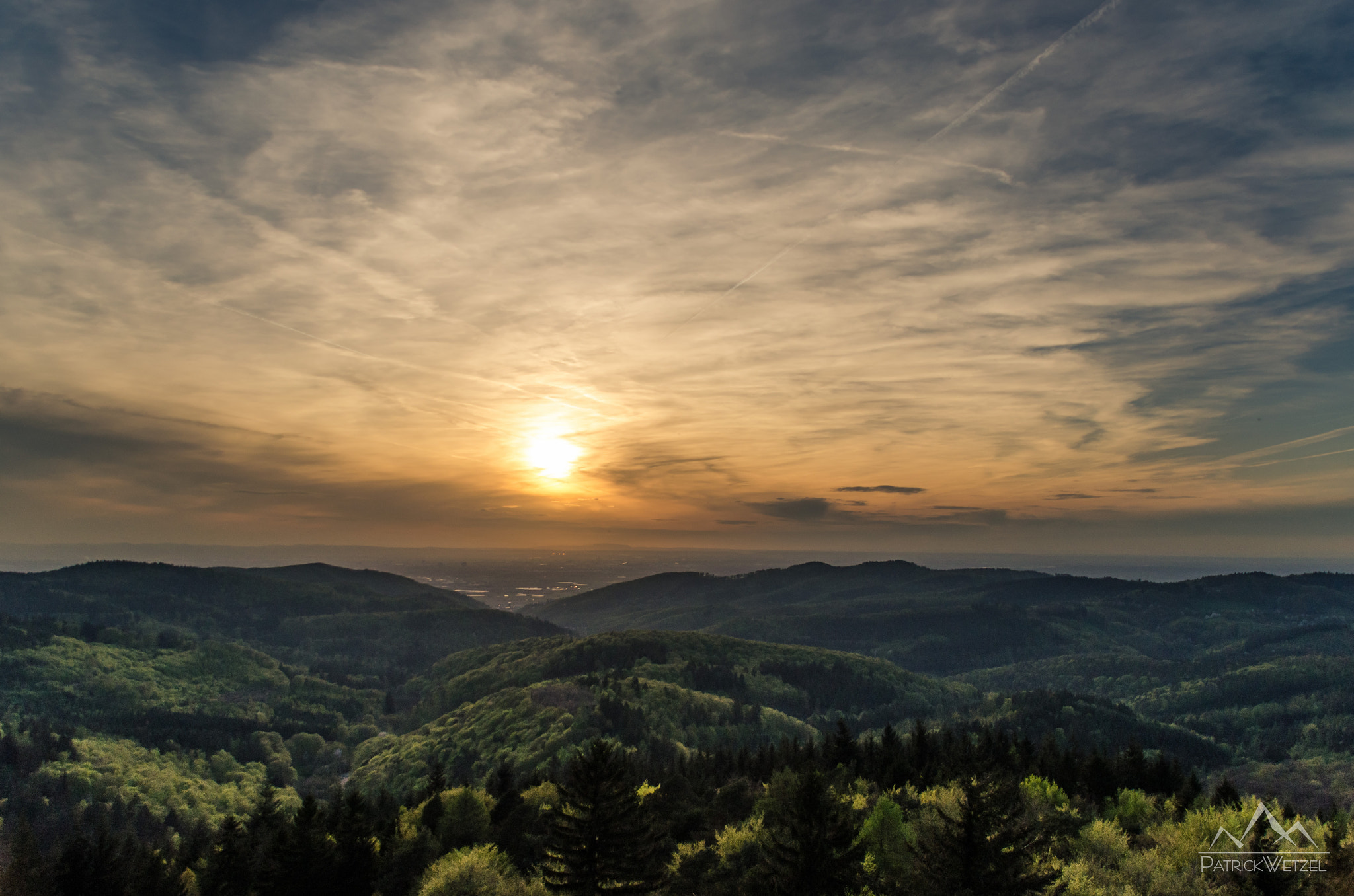 Sigma 18-200mm F3.5-6.3 DC OS HSM sample photo. Sunset in spring photography