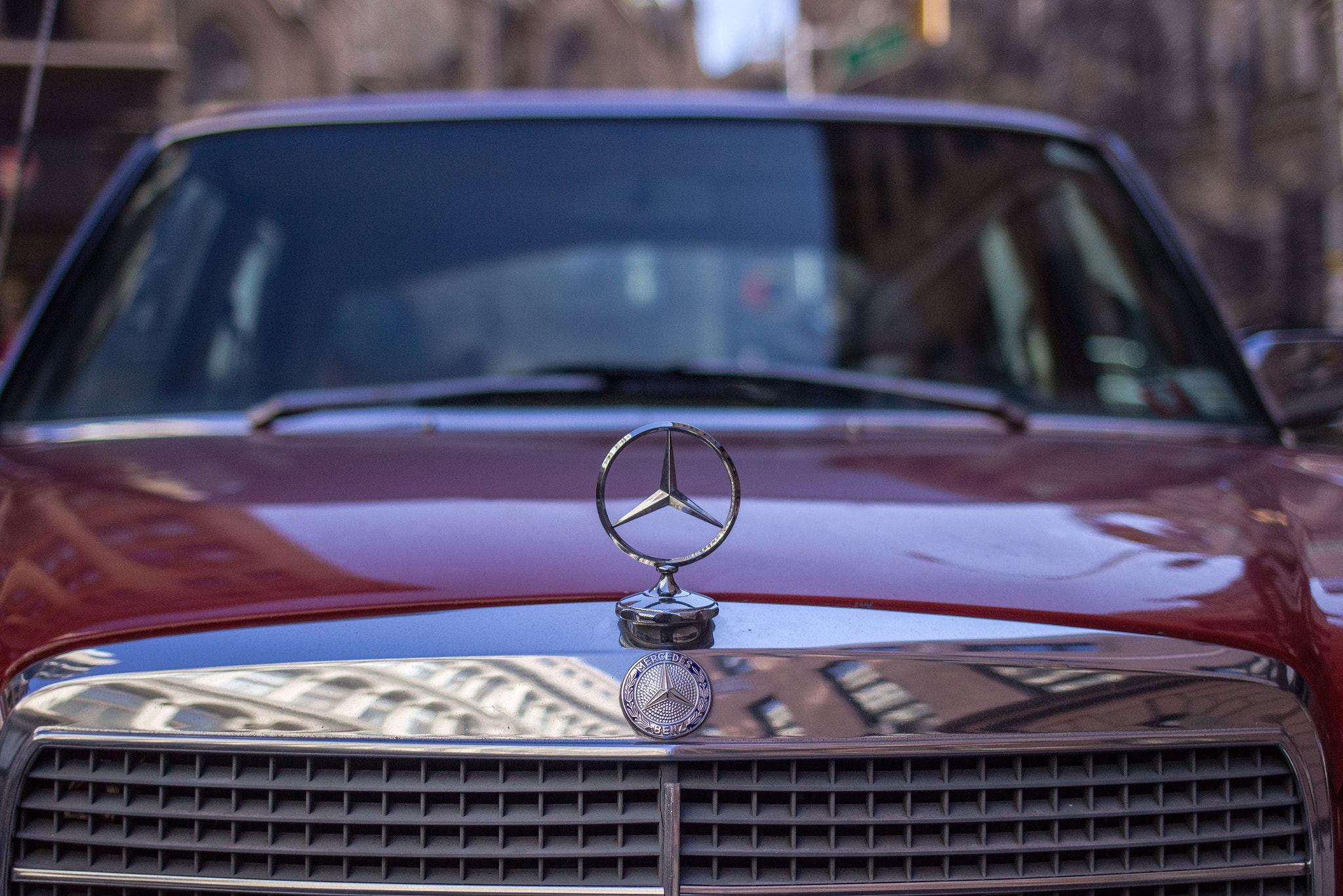 Canon EF 35mm F2 IS USM sample photo. Benz photography