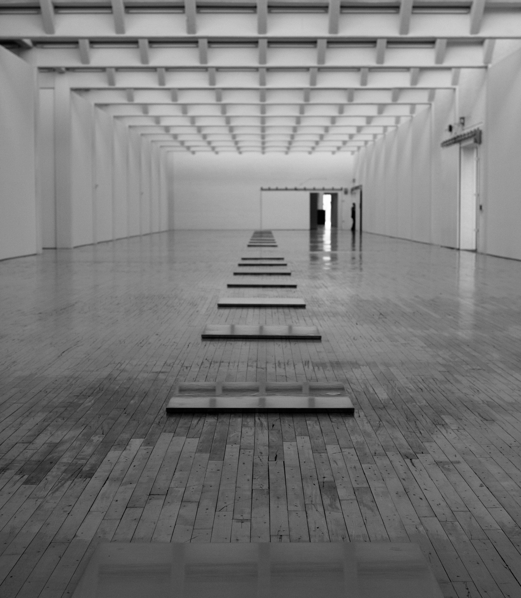 Canon EF 35mm F2 IS USM sample photo. Tiles photography