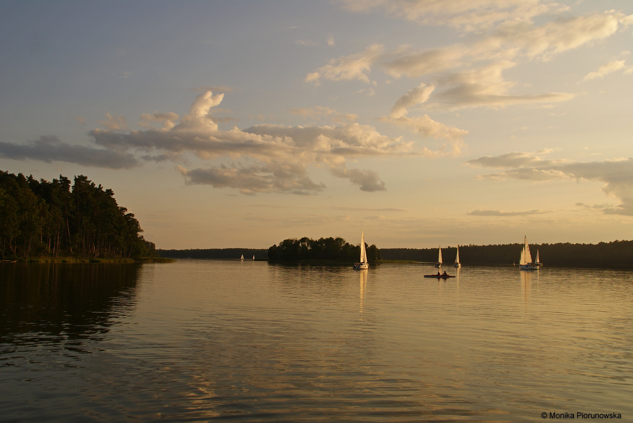Sony Alpha DSLR-A300 sample photo. Roś lake in poland photography