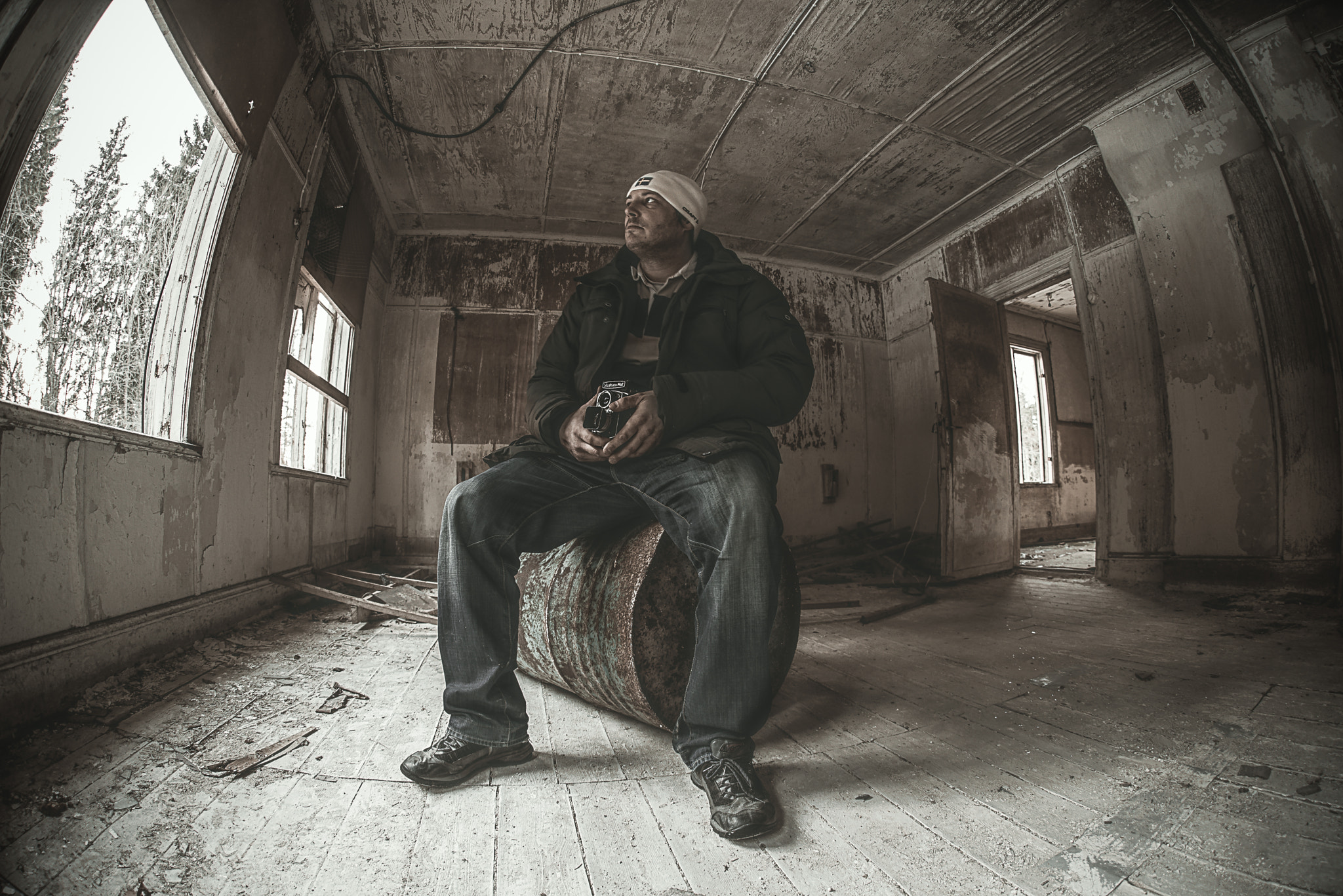 Sigma 15mm F2.8 EX DG Diagonal Fisheye sample photo. Abandoned photography