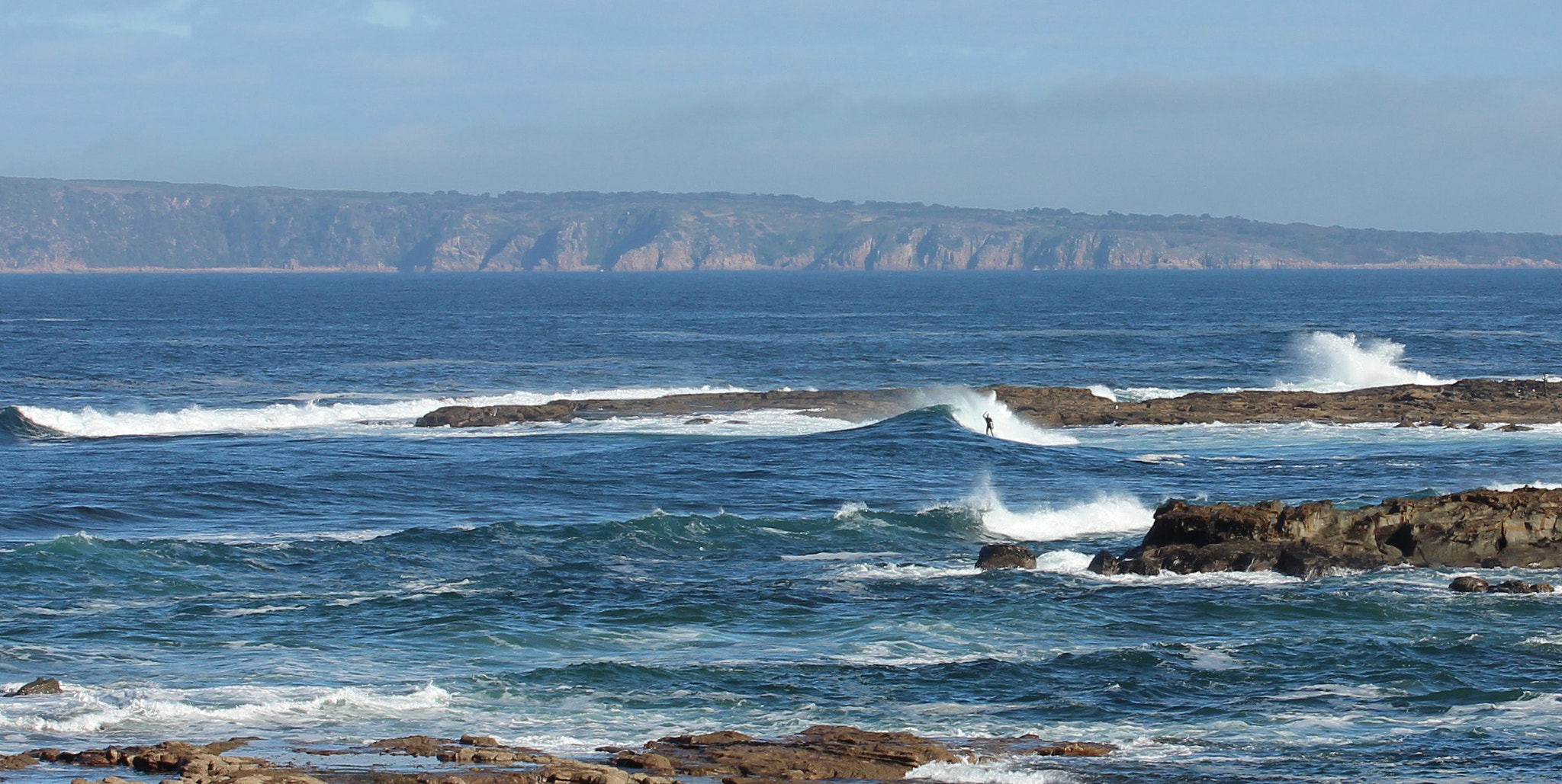 Canon EF 70-200mm F4L USM sample photo. The surfer photography