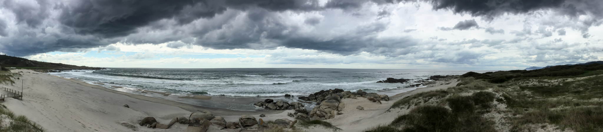 iPad mini 4 back camera 3.3mm f/2.4 sample photo. Sea photography