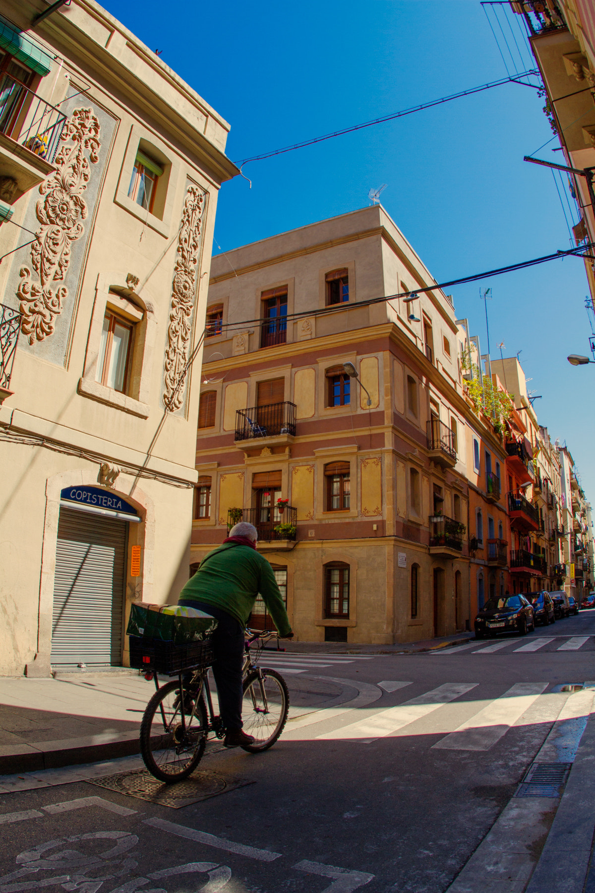 Canon EOS 7D + Canon EF 15mm F2.8 Fisheye sample photo. Barcelona photography