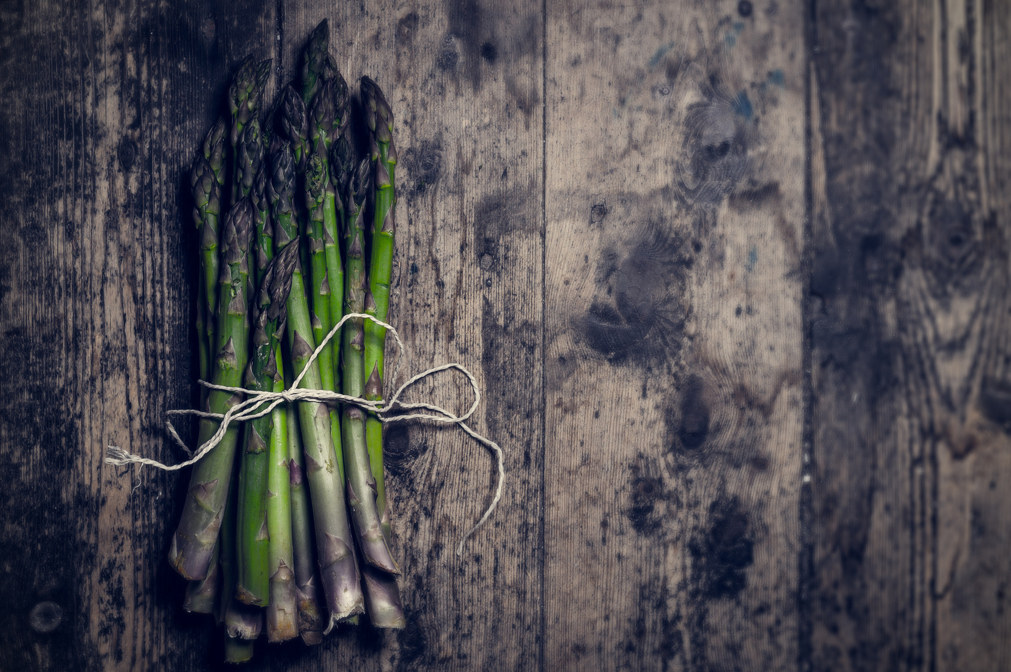 Sony SLT-A37 + Minolta AF 50mm F1.7 sample photo. Green asparagus photography