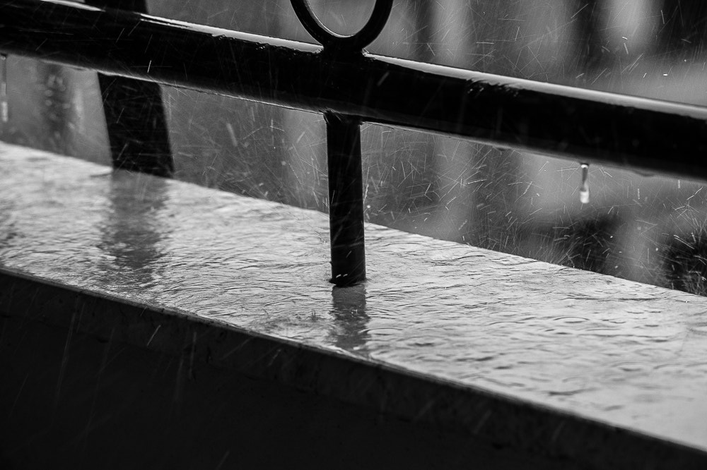 Nikon Df + AF Nikkor 70-210mm f/4-5.6 sample photo. Pioggia photography