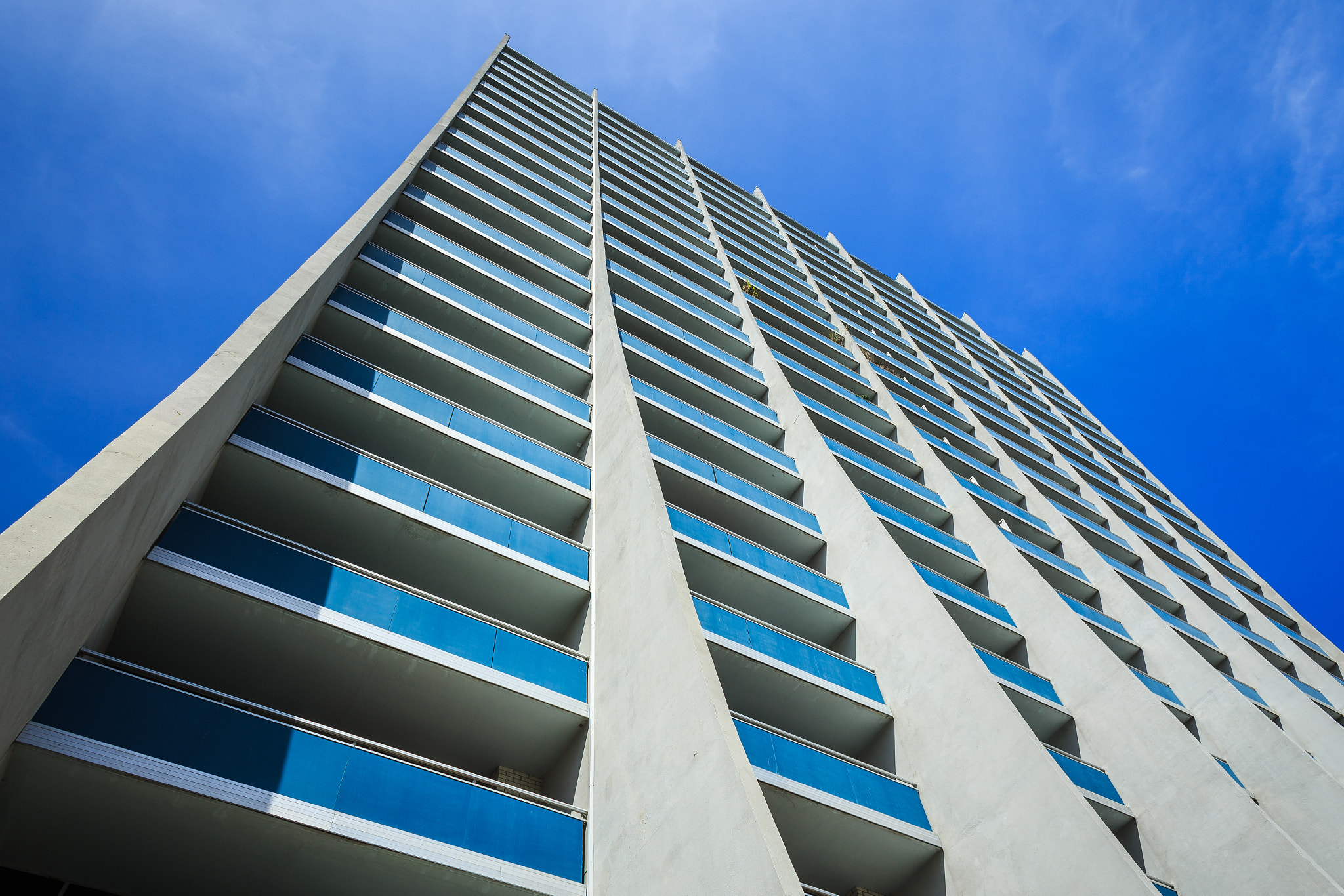 Canon EOS 6D + Canon EF 24mm f/1.4L sample photo. Buttress blues photography