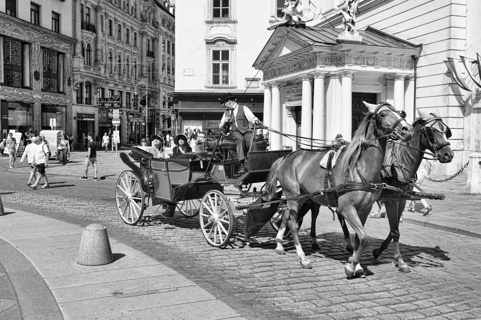 Nikon D3X sample photo. Vienna city photography