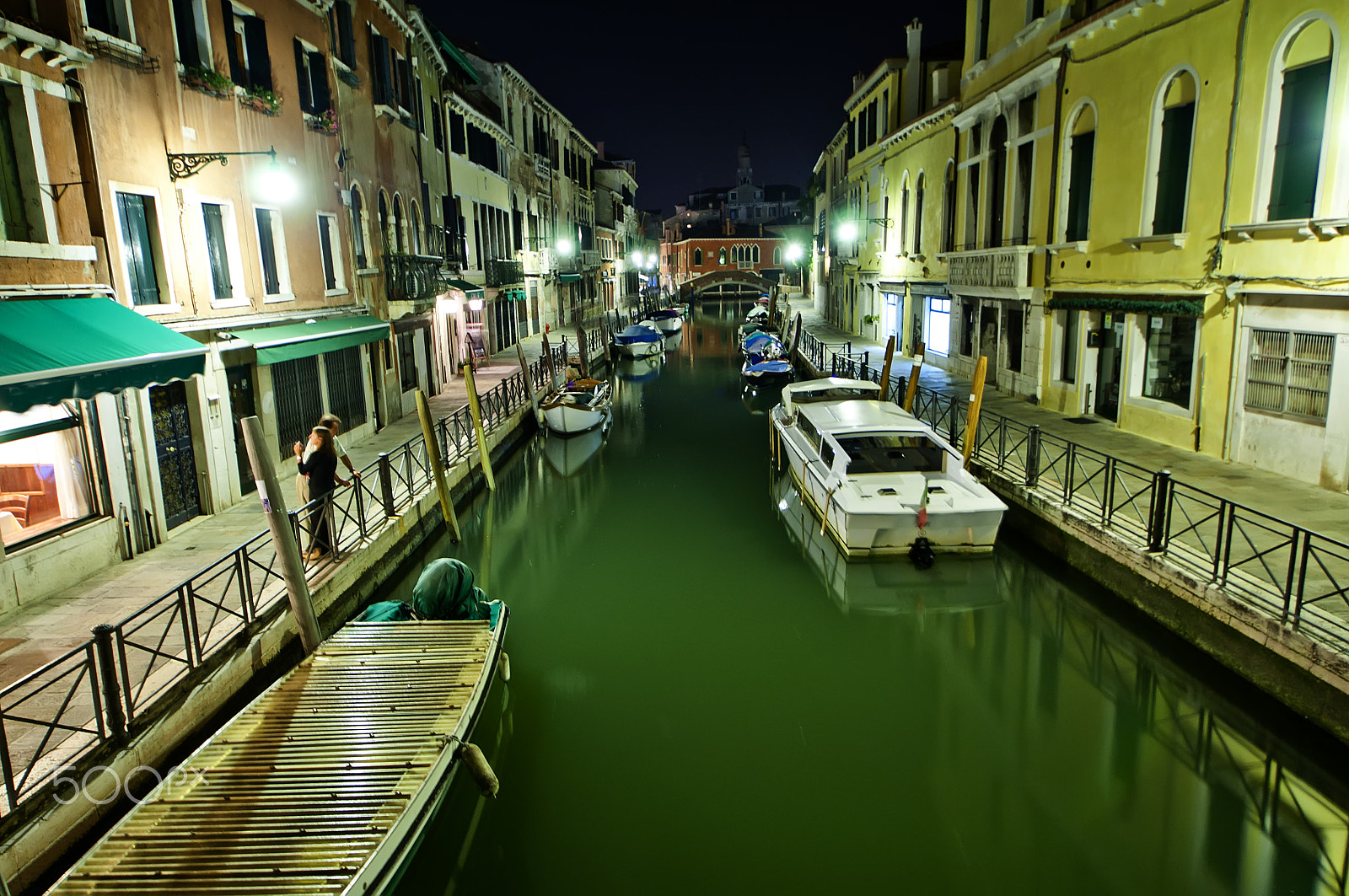 Nikon D90 + Sigma 8-16mm F4.5-5.6 DC HSM sample photo. Grand canal in venice at night. photography