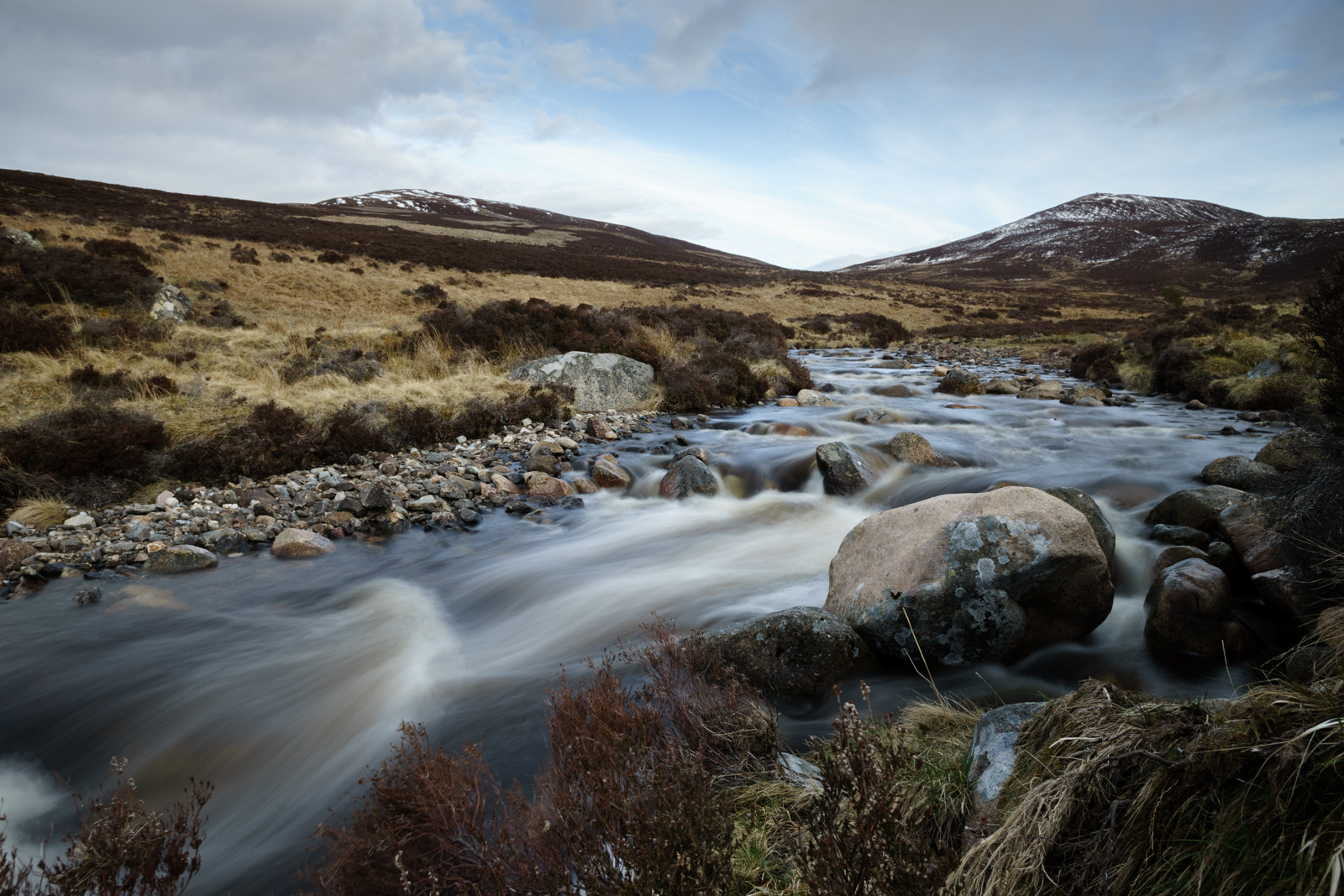 Sony a7 II + Canon EF 20mm F2.8 USM sample photo. - stream flow - photography