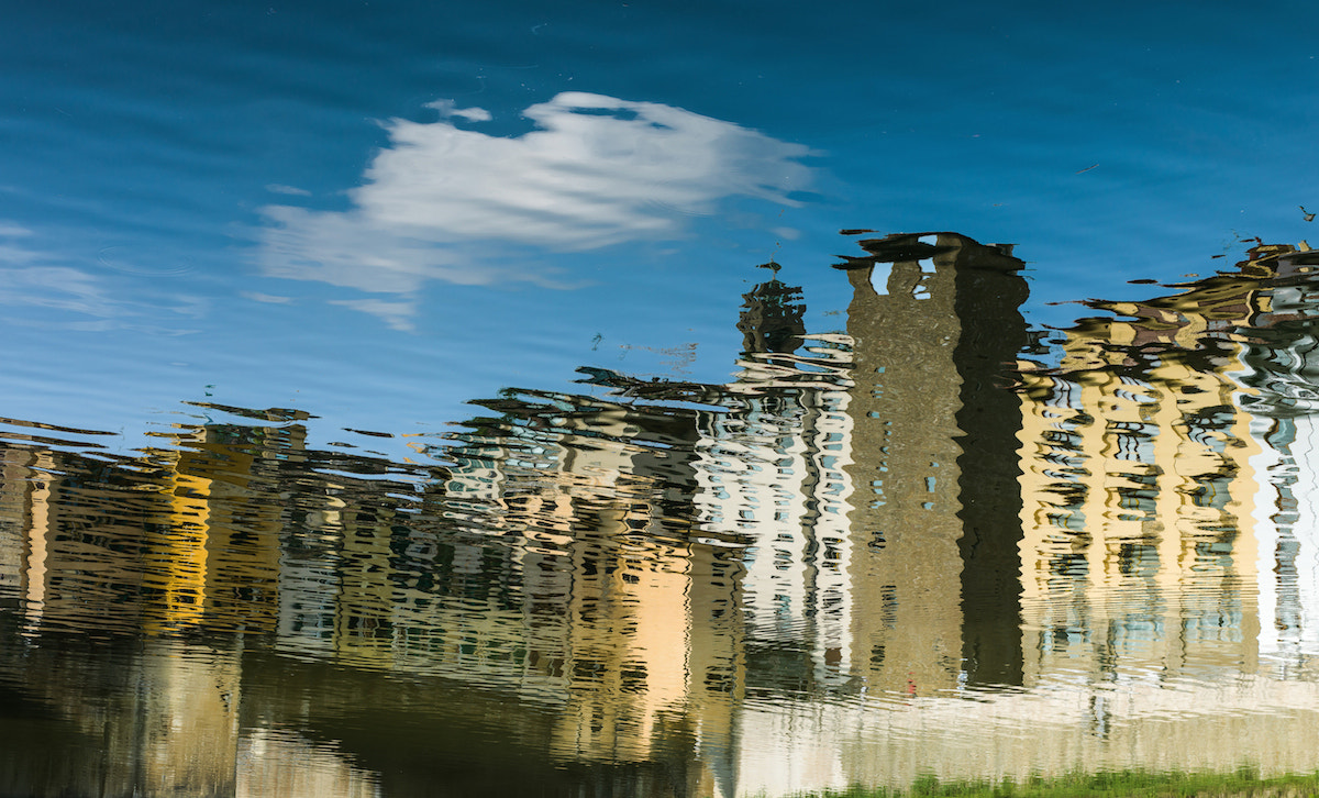Hasselblad H4D + HC 80 sample photo. Florence reflection on arno river photography