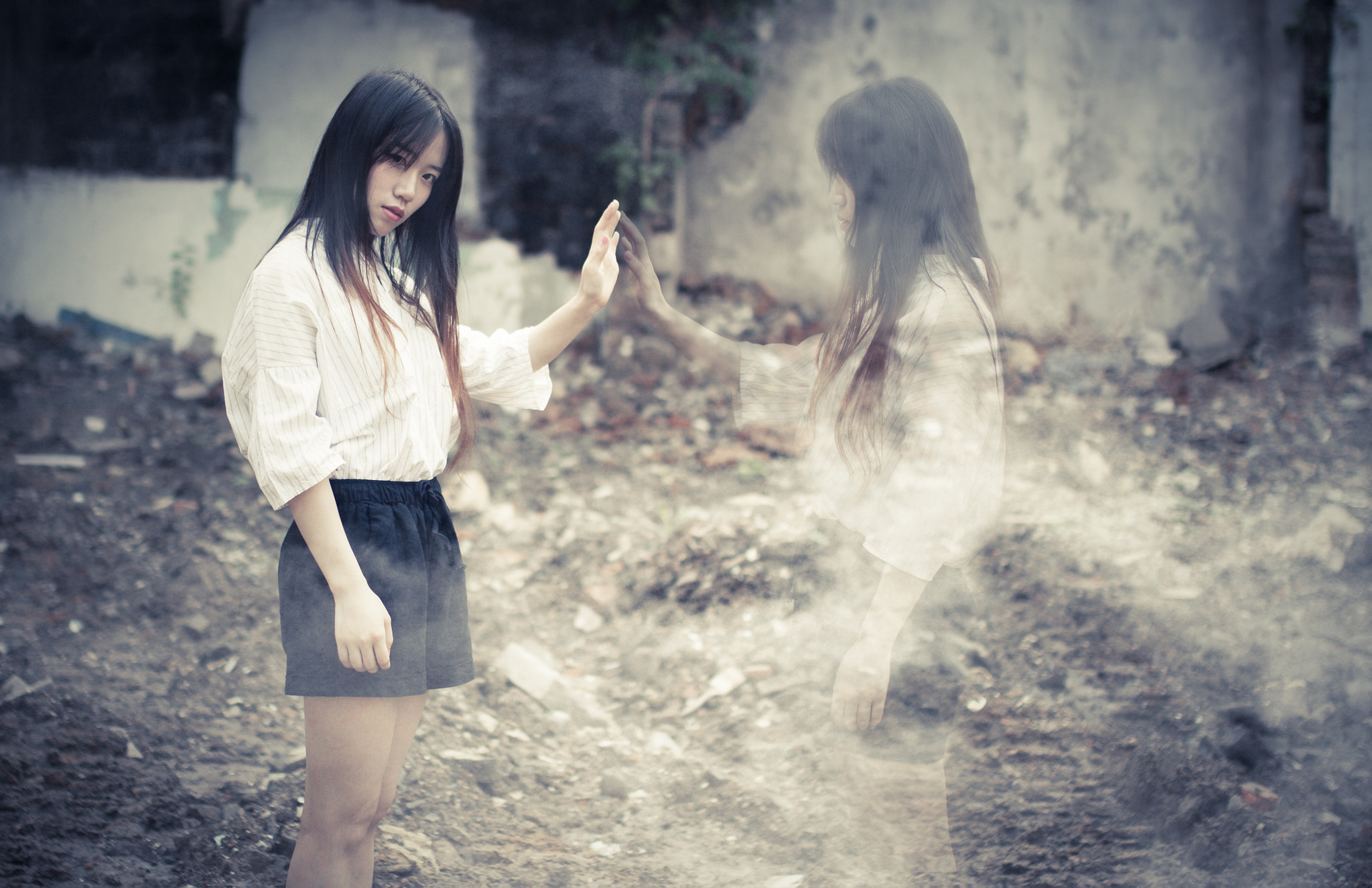 Canon EOS 50D + Sigma 35mm F1.4 DG HSM Art sample photo. Another me on the world photography