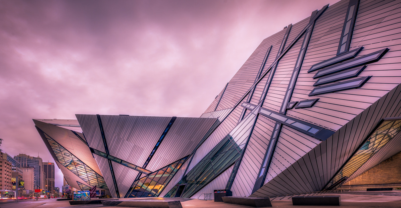 Canon EOS 5D Mark II + Canon EF 16-35mm F2.8L USM sample photo. Royal ontario museum photography