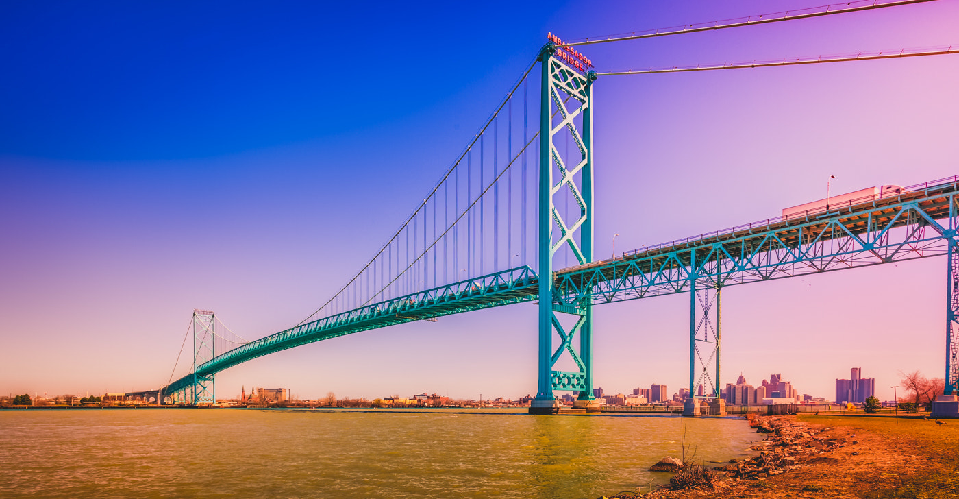 Canon EOS 5D Mark II + Canon EF 16-35mm F2.8L USM sample photo. Ambassador bridge crossing photography