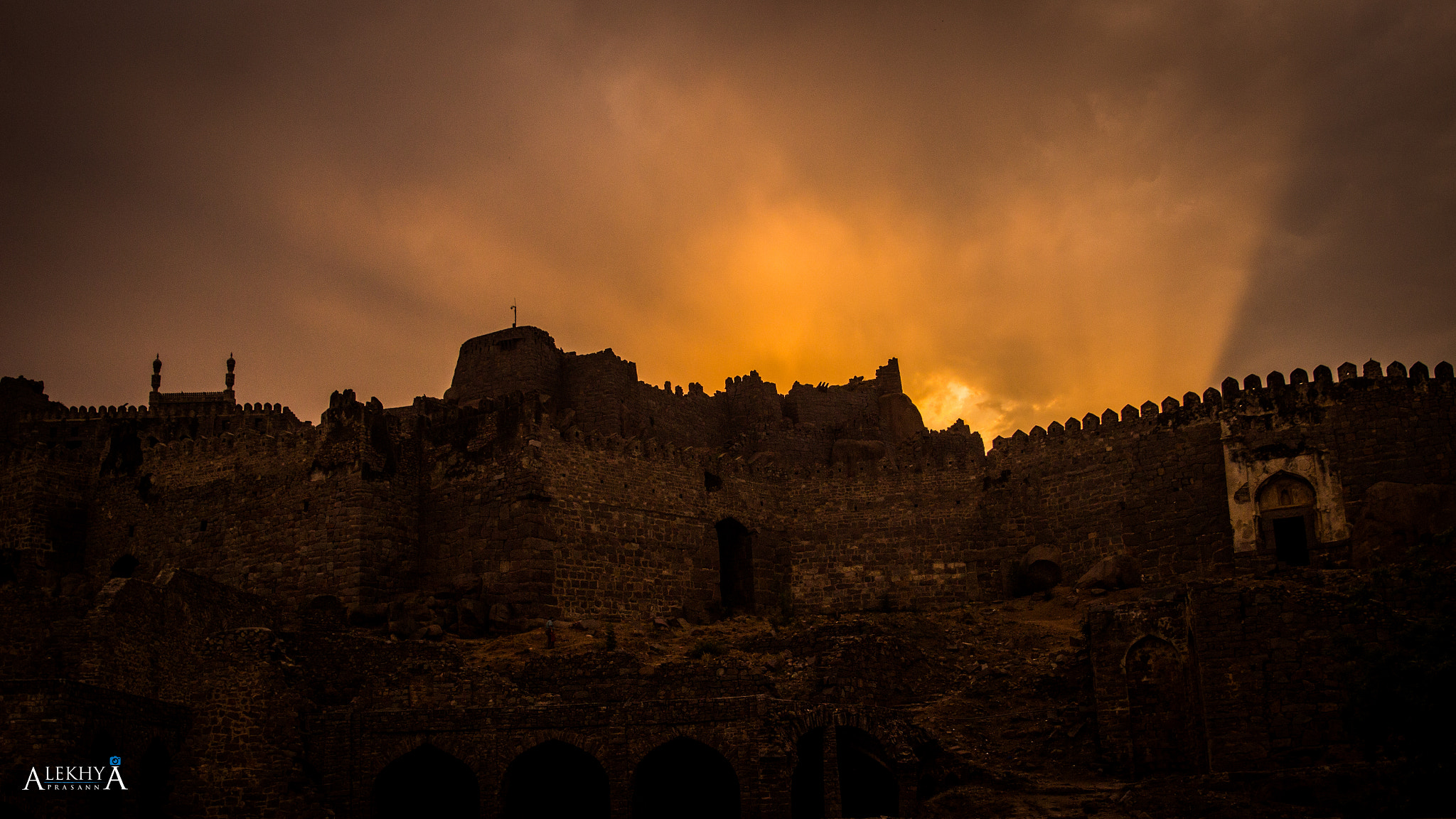 Sigma 24-70mm F2.8 EX DG Macro sample photo. The glorious golconda photography
