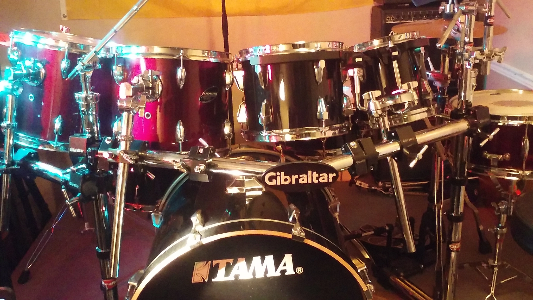 LG SUNSET sample photo. Tama rockstar drums photography