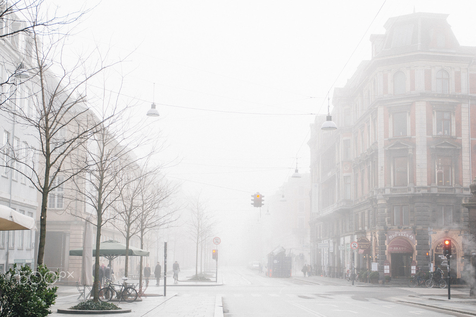 Canon EOS M + Canon EF 24-70mm F4L IS USM sample photo. Foggy morning on the street. photography