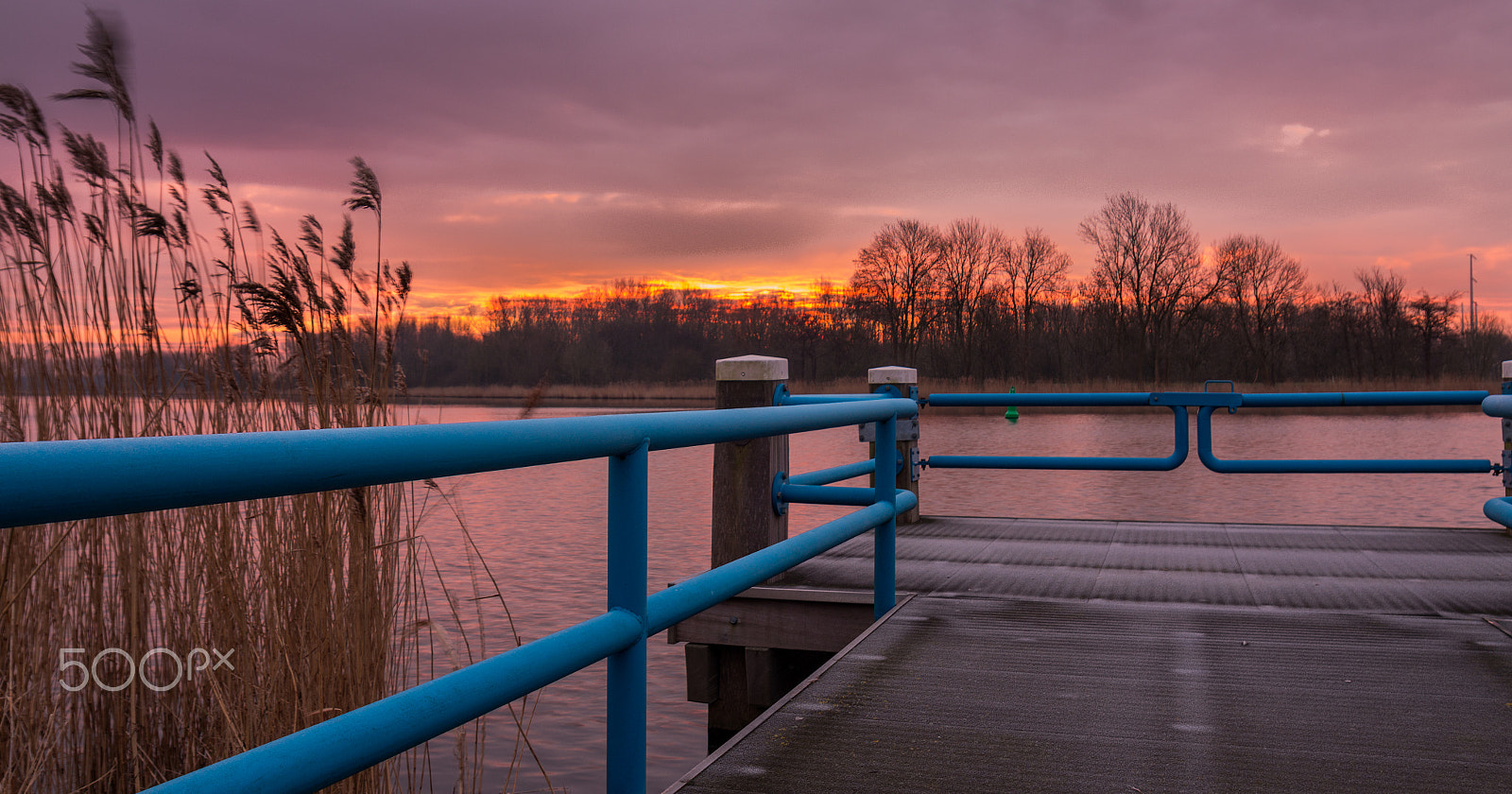 Sigma 17-35mm f/2.8-4 EX DG Aspherical HSM sample photo. Sun goes up photography