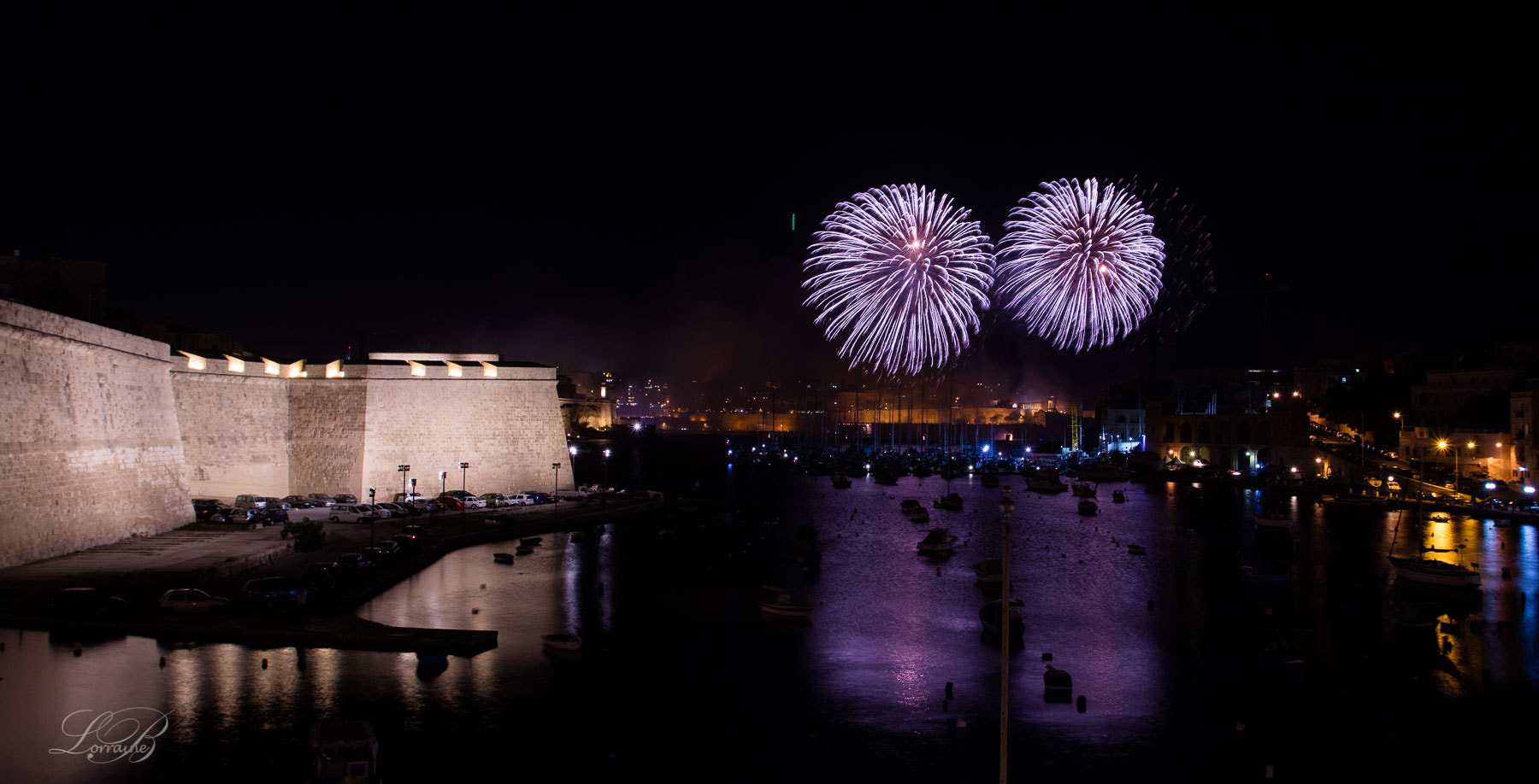 Canon EOS 5DS R + Canon EF 16-35mm F2.8L USM sample photo. Malta international firework festival photography