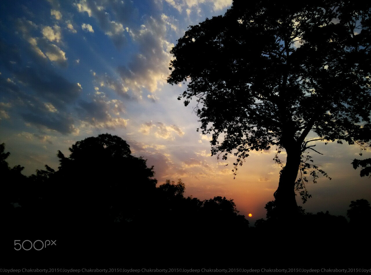 Xiaomi HM NOTE sample photo. Over the horizon photography