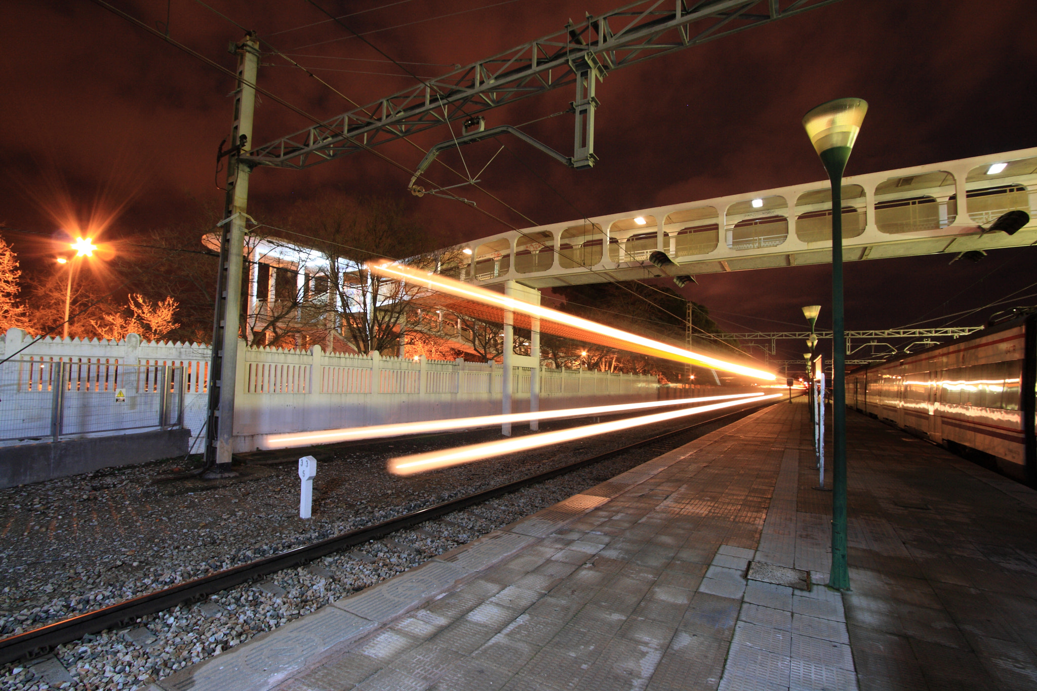 Canon EF-S 10-22mm F3.5-4.5 USM sample photo. A train that i did not lose ... called happiness photography