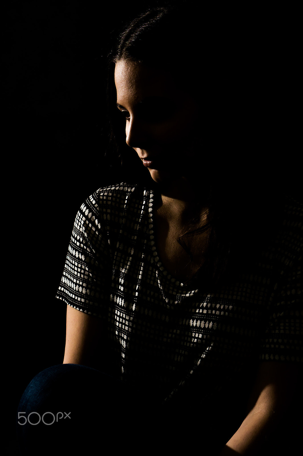 Sony Alpha NEX-5N + E 50mm F1.8 OSS sample photo. Woman in the shadows photography