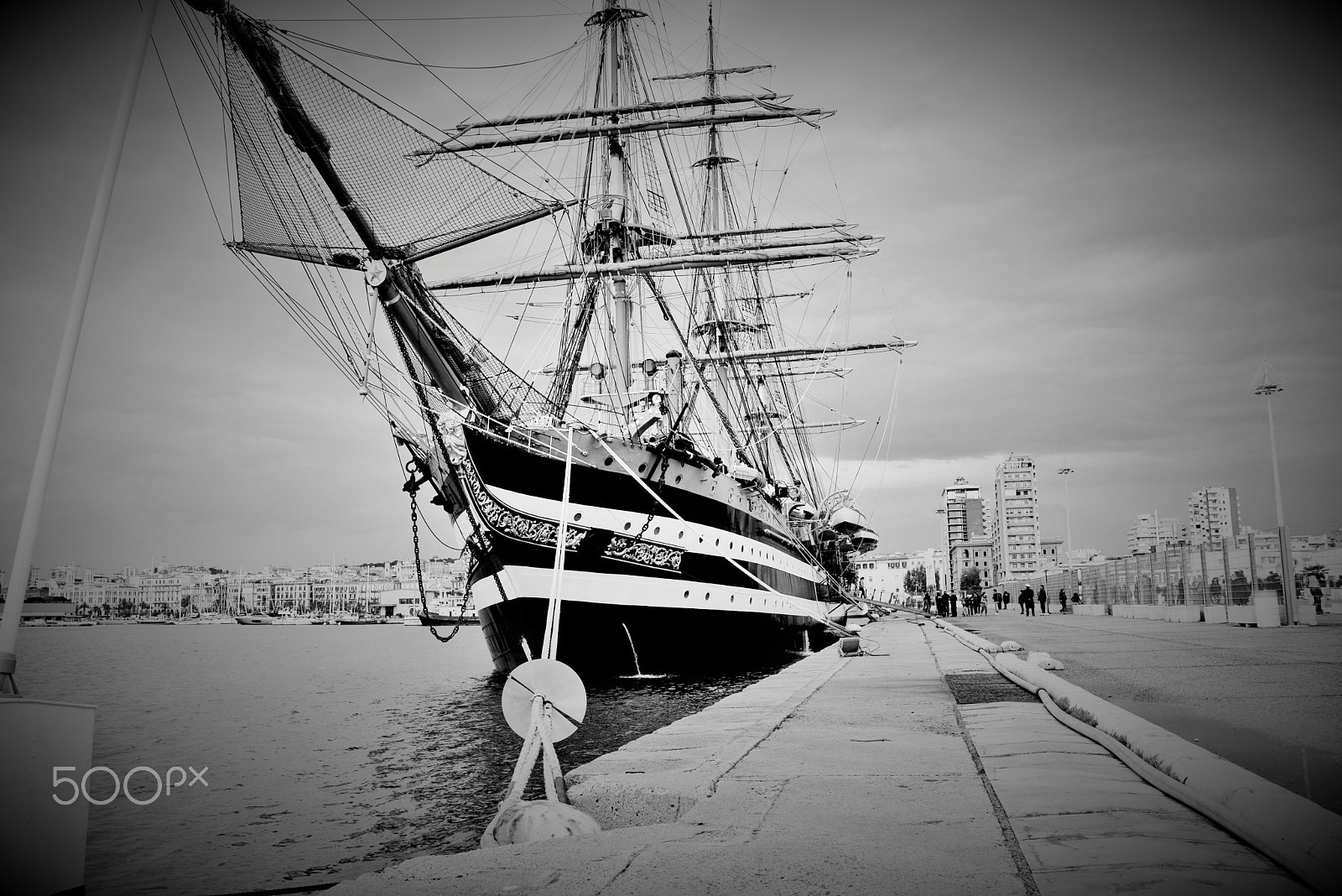 Nikon D610 + Sigma 28-70mm F2.8 EX sample photo. The amerigo vespuci photography