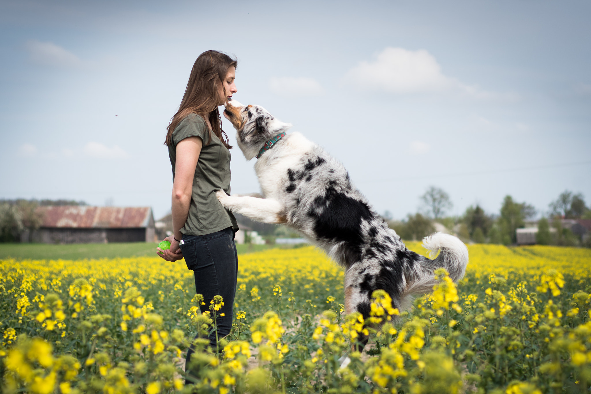 Nikon D5500 + Nikon AF Nikkor 50mm F1.8D sample photo. Kiss photography