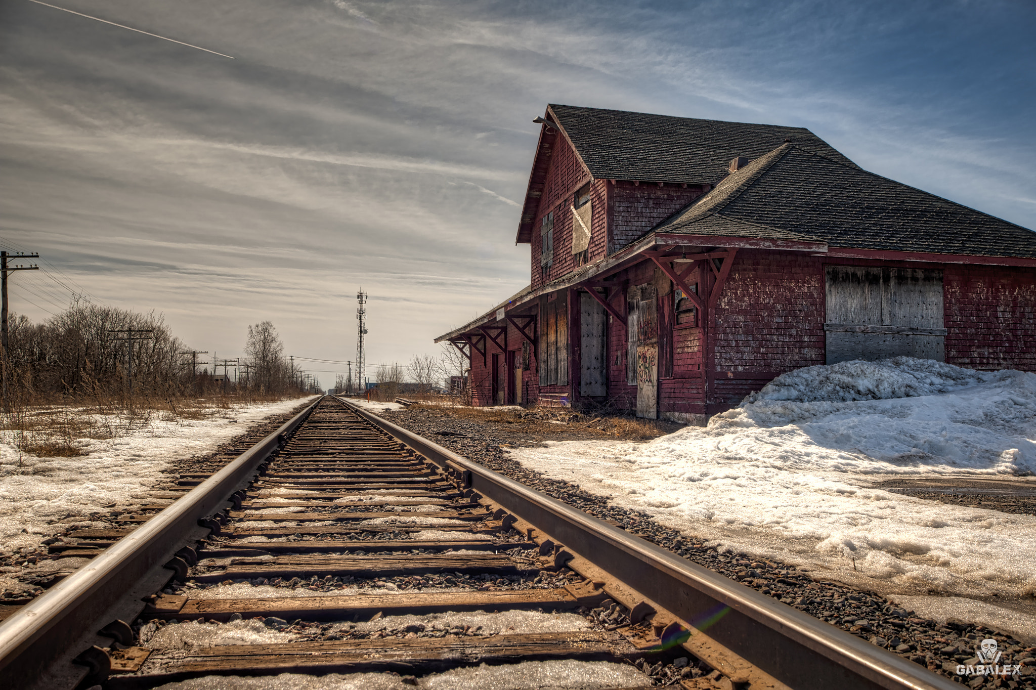 Nikon D700 + Sigma 17-35mm F2.8-4 EX Aspherical sample photo. Old trainstation photography