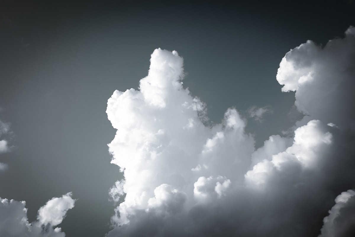 Canon EF 24mm F1.4L II USM sample photo. Cloud in the sky photography