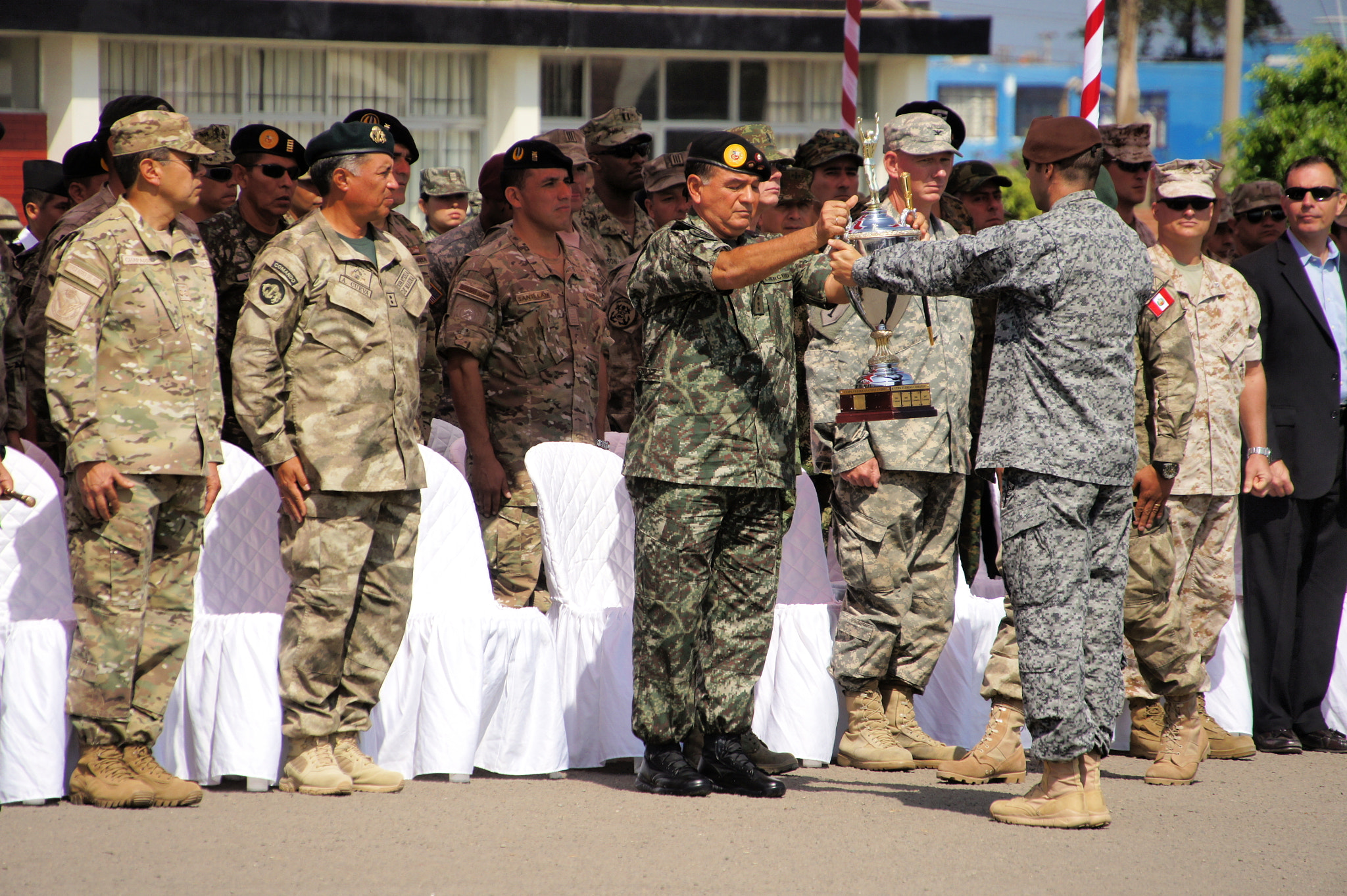 Sony NEX-VG10 sample photo. Peru world headquarters of the military tournament " commando fo photography