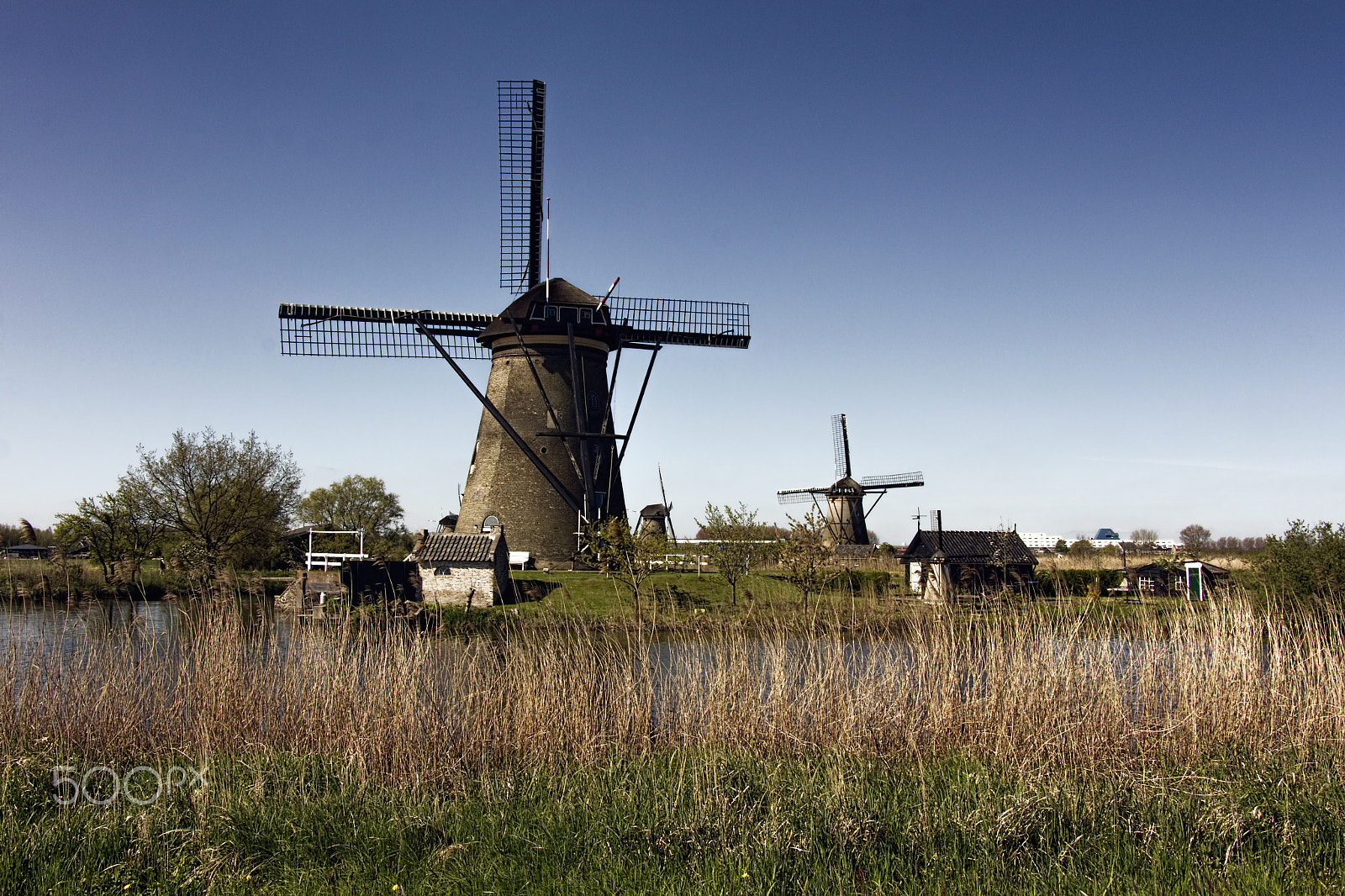 Canon EF-S 18-135mm F3.5-5.6 IS STM sample photo. Windmills of kinderdijk photography