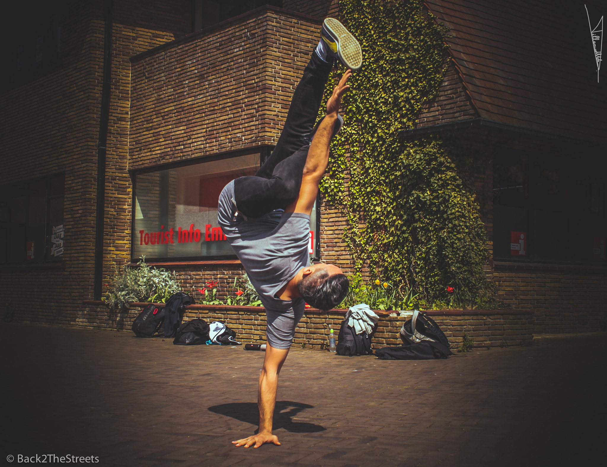 Canon EOS 700D (EOS Rebel T5i / EOS Kiss X7i) + Canon EF 28mm F2.8 sample photo. Demi warmingup back2thestreets volume 3.0 in emmen photography