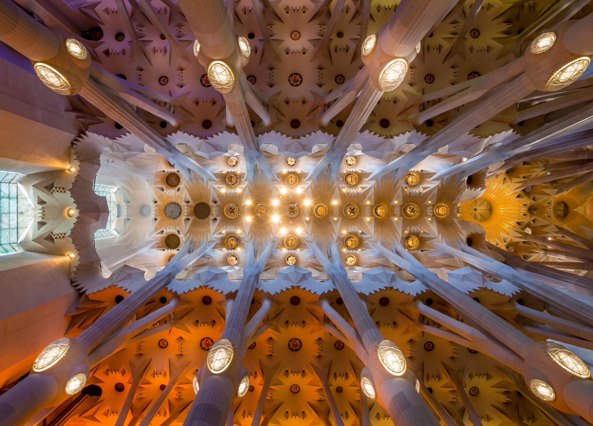 Canon EF-S 10-18mm F4.5–5.6 IS STM sample photo. "the disciples" la sagrada familia photography