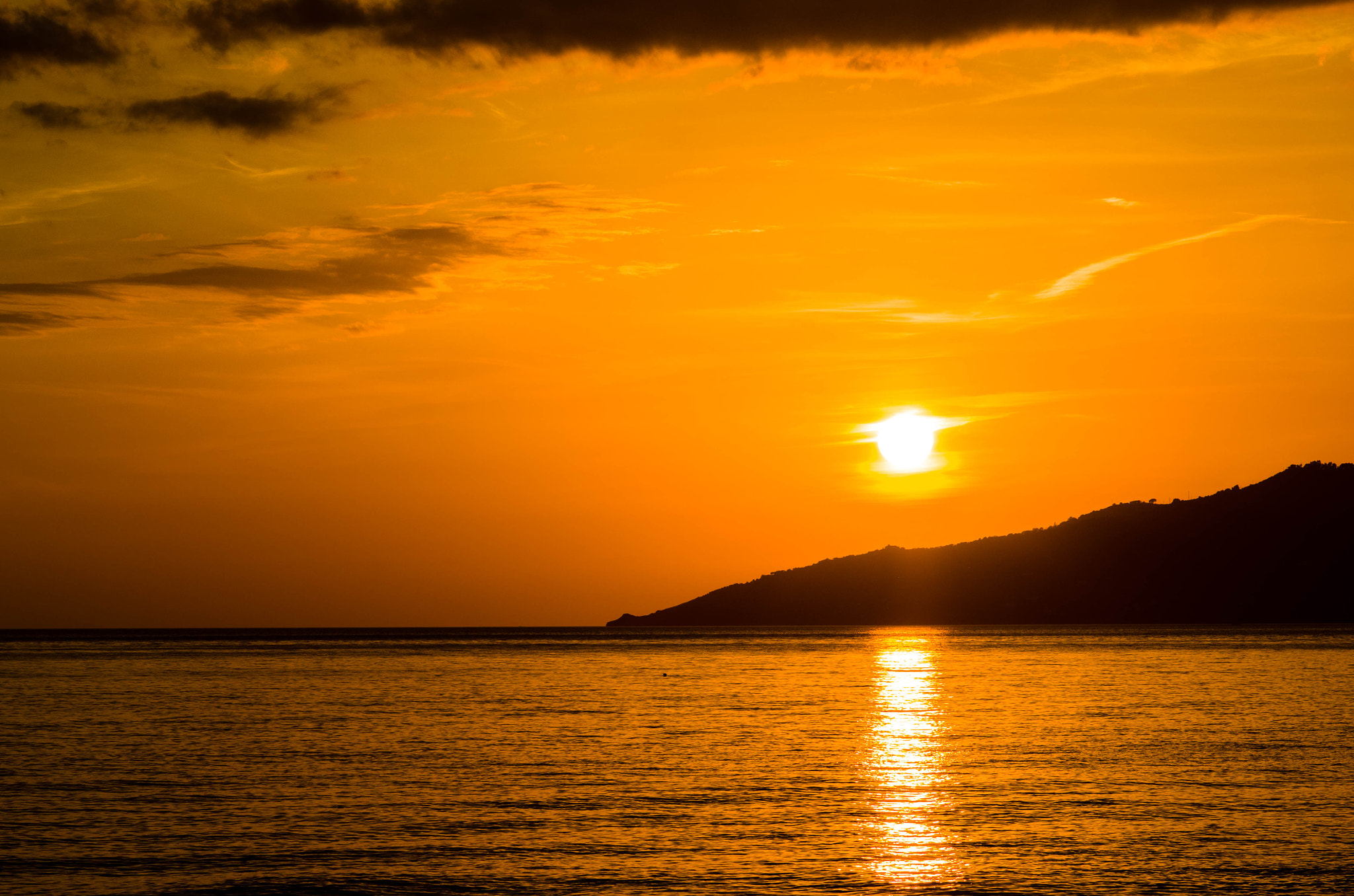 Pentax smc D-FA 100mm F2.8 macro sample photo. Sunset photography