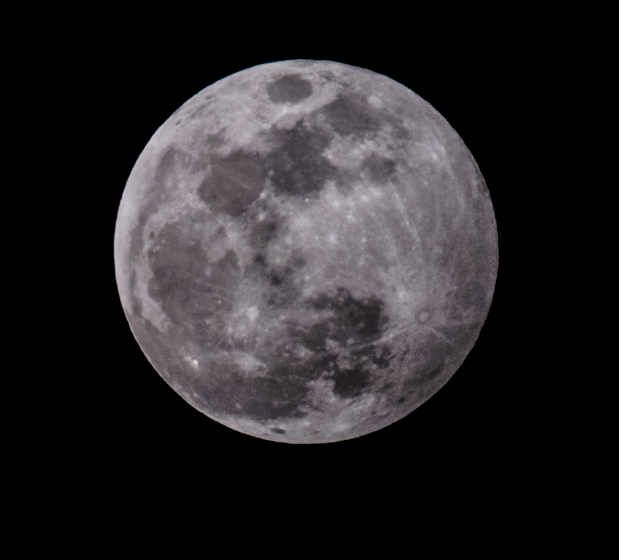 Canon EOS 760D (EOS Rebel T6s / EOS 8000D) + Sigma 150-600mm F5-6.3 DG OS HSM | C sample photo. The moon photography