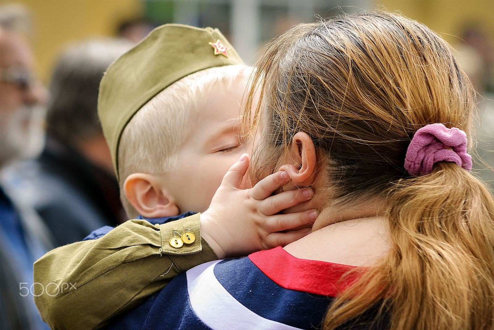 AF Zoom-Nikkor 35-135mm f/3.5-4.5 N sample photo. Little soldier photography