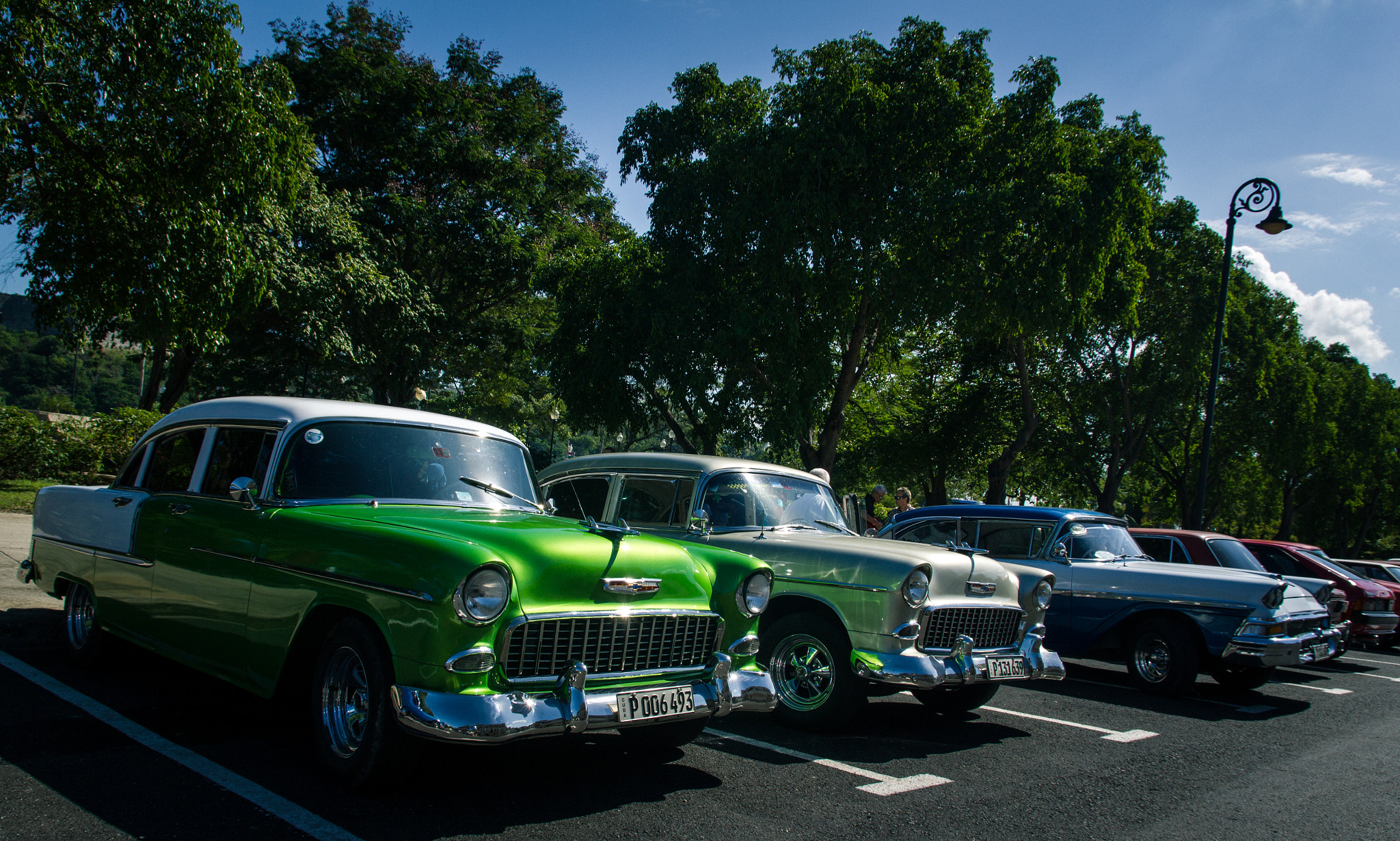 Canon EOS 550D (EOS Rebel T2i / EOS Kiss X4) sample photo. Classic car photography