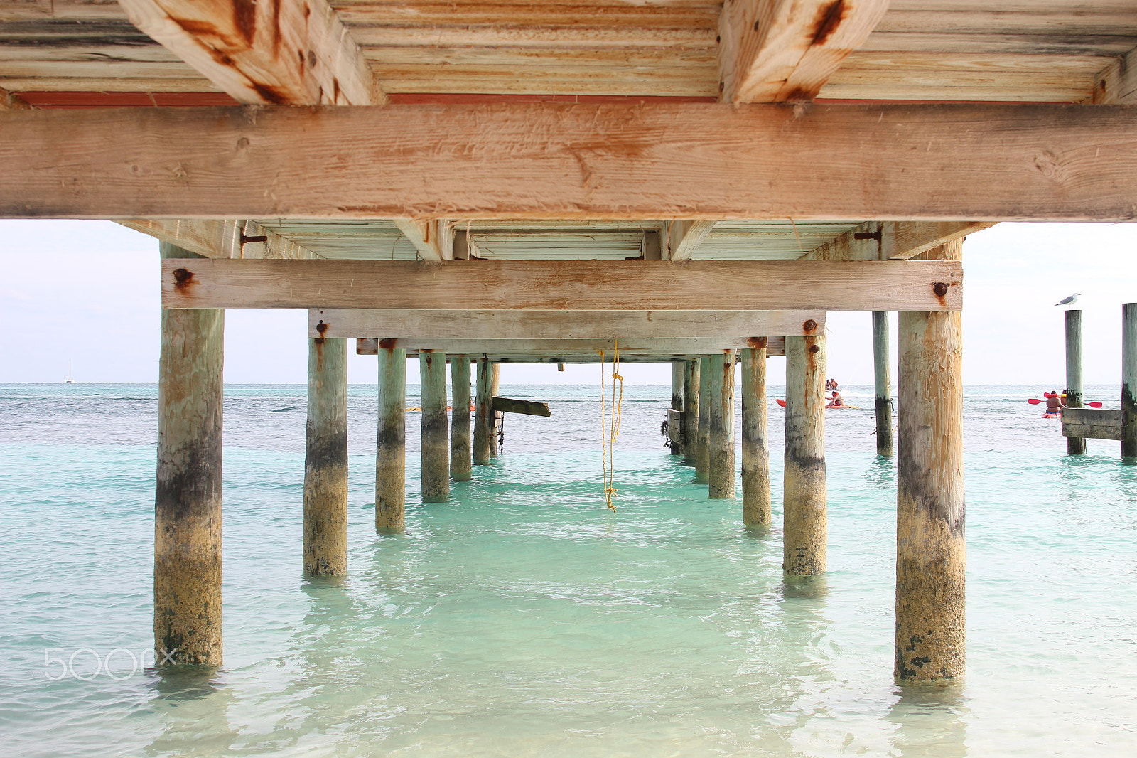 Canon EF 28-105mm f/3.5-4.5 USM sample photo. Bahama dock photography