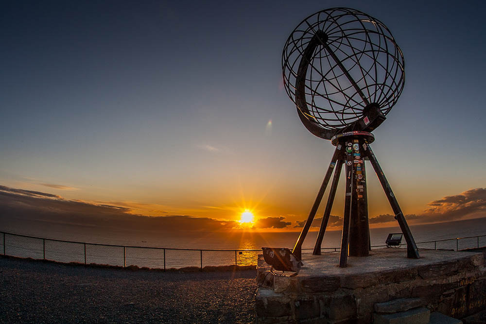 Sigma 15mm f/2.8 EX Fisheye sample photo. Northern nights photography