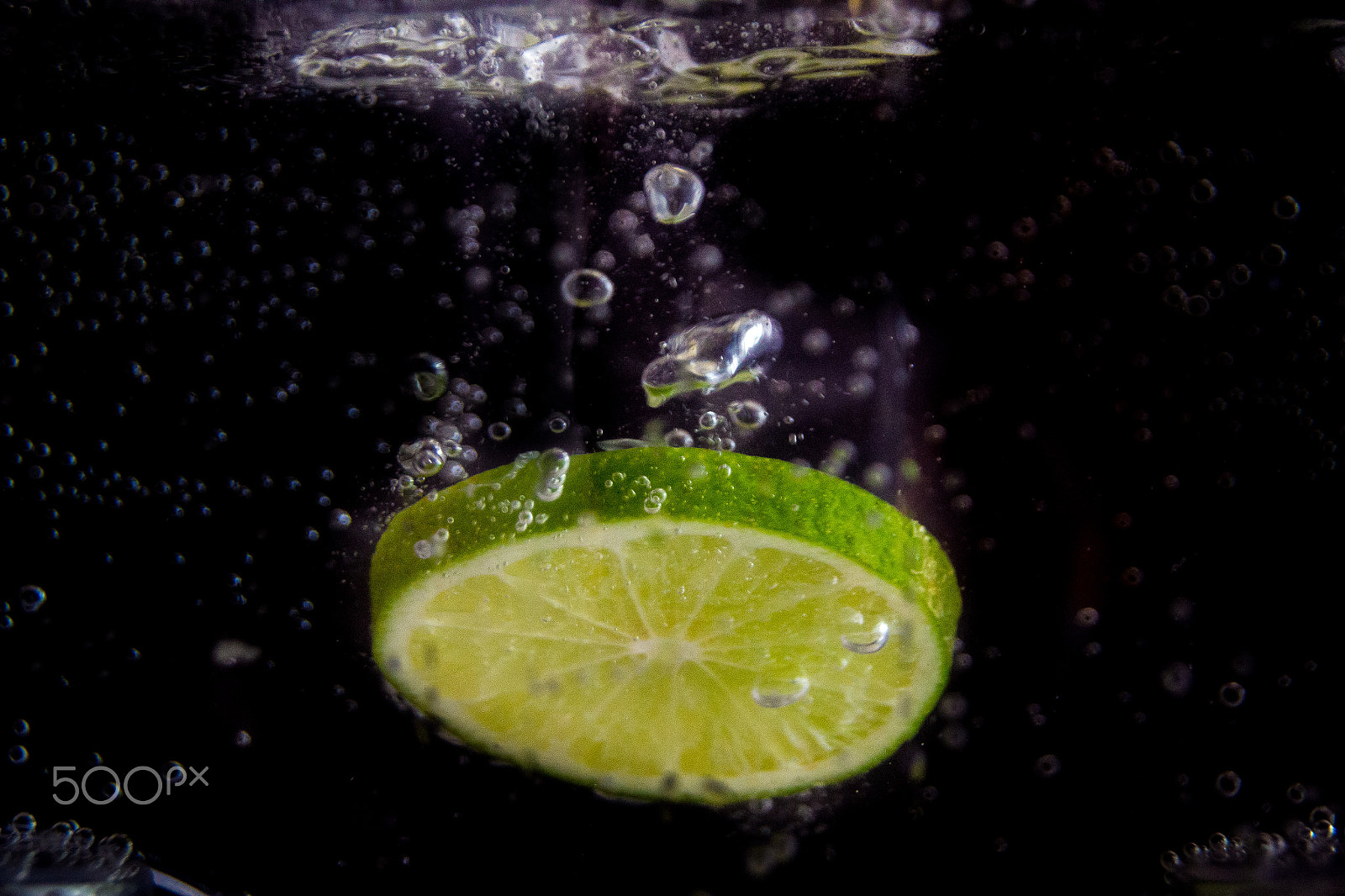 Sigma 18-250mm F3.5-6.3 DC OS HSM sample photo. Lime drop photography