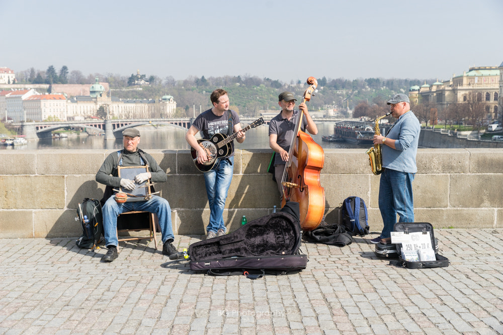 Sony a7 II + Canon EF 85mm F1.2L II USM sample photo. Street orchestra. photography