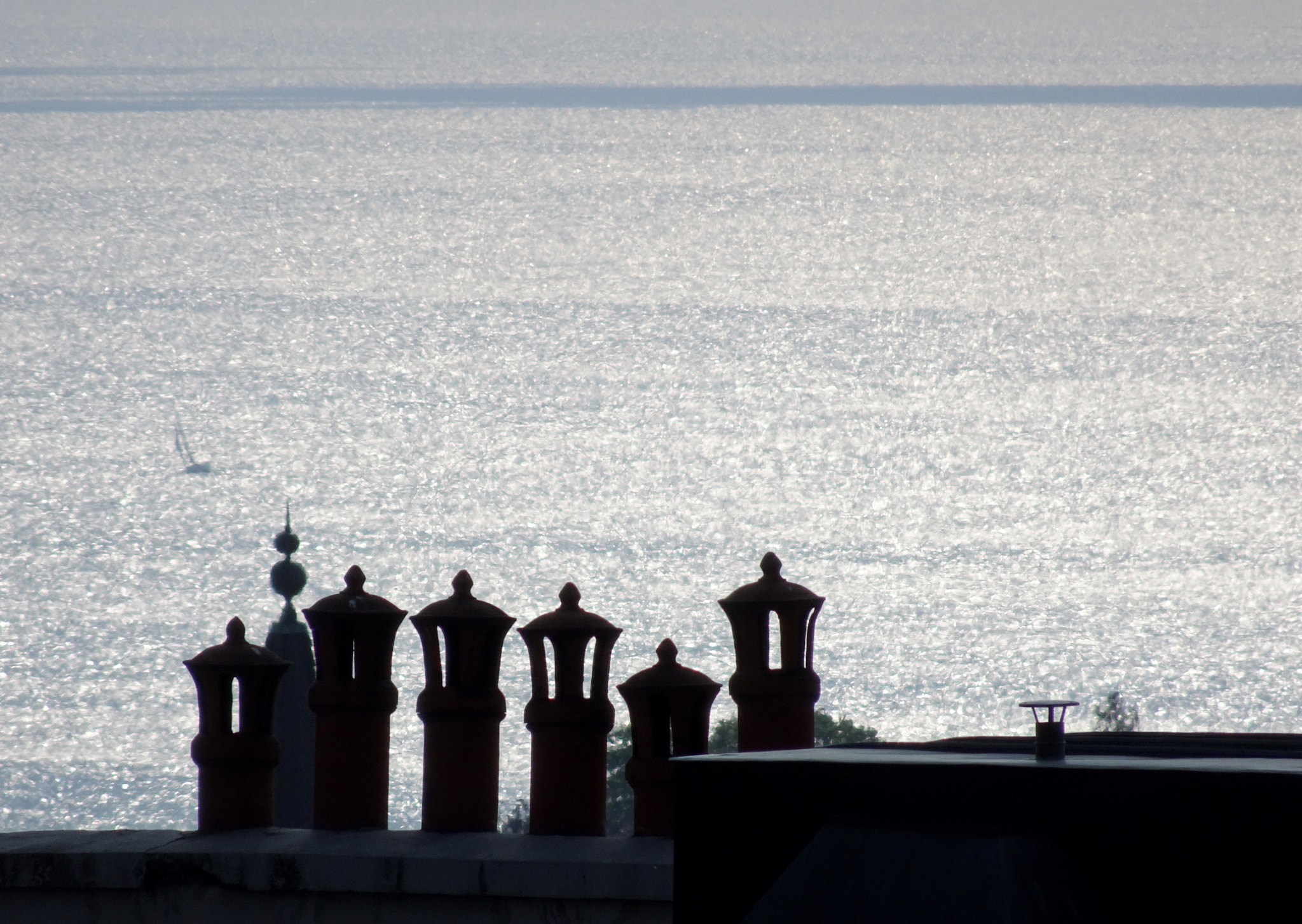 Sony 24-720mm F3.5-6.4 sample photo. Un soir de printemps, vu depuis mon balcon ... photography